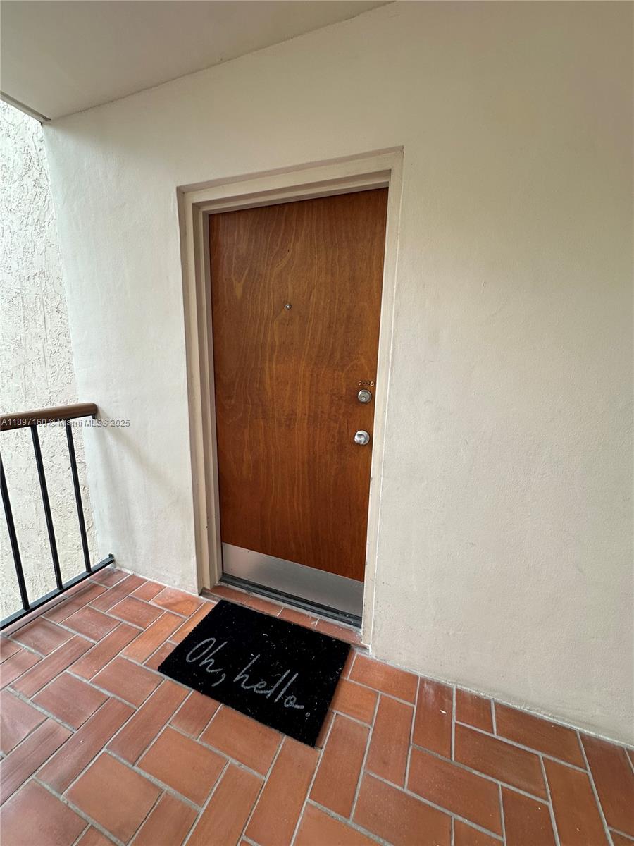 55 Ocean Lane Dr # 2028