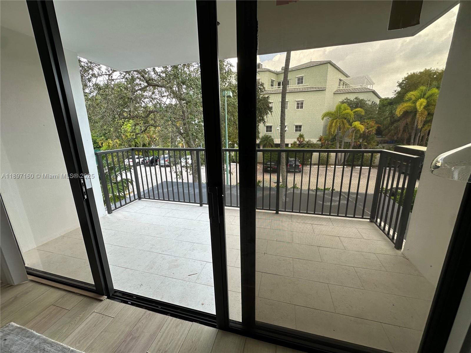 55 Ocean Lane Dr # 2028