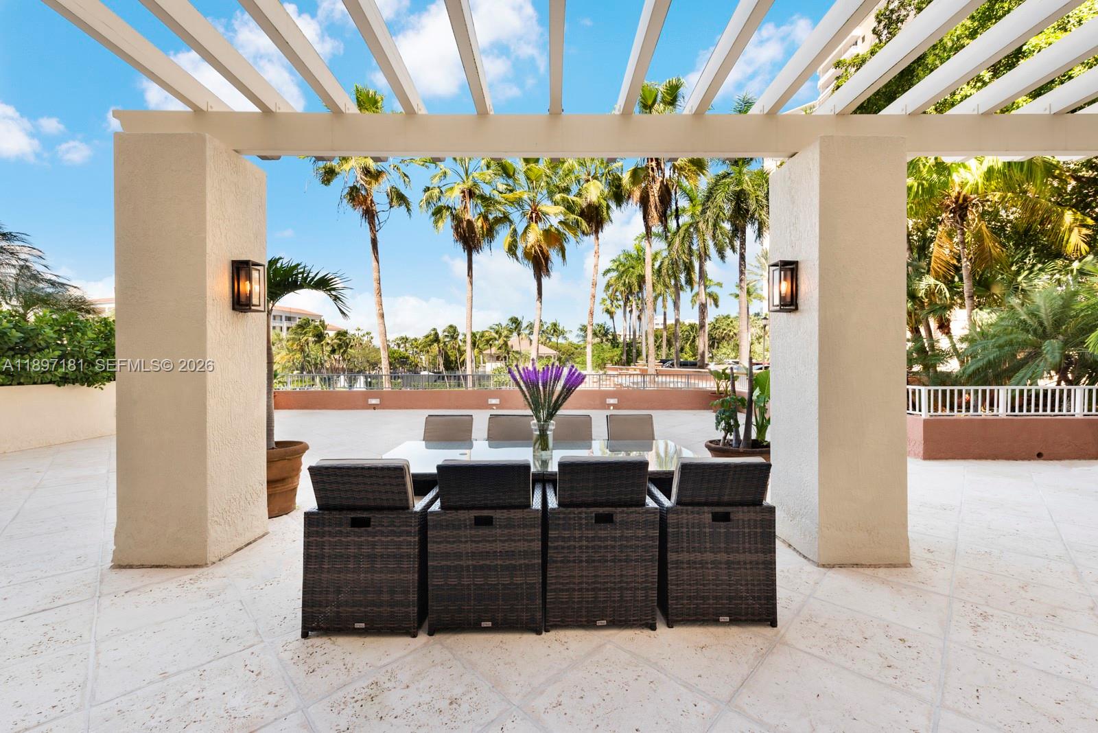 765 Crandon Blvd # 102, Key Biscayne Unit: 102