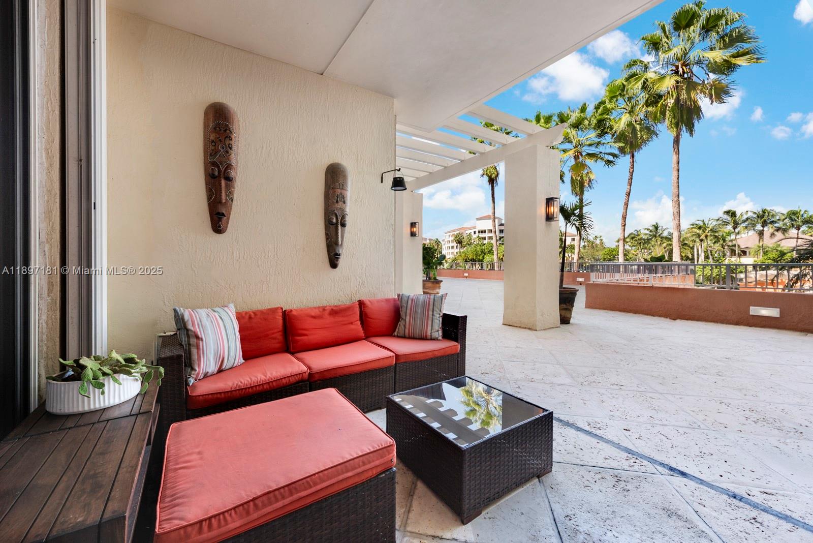 765 Crandon Blvd # 102, Key Biscayne Unit: 102