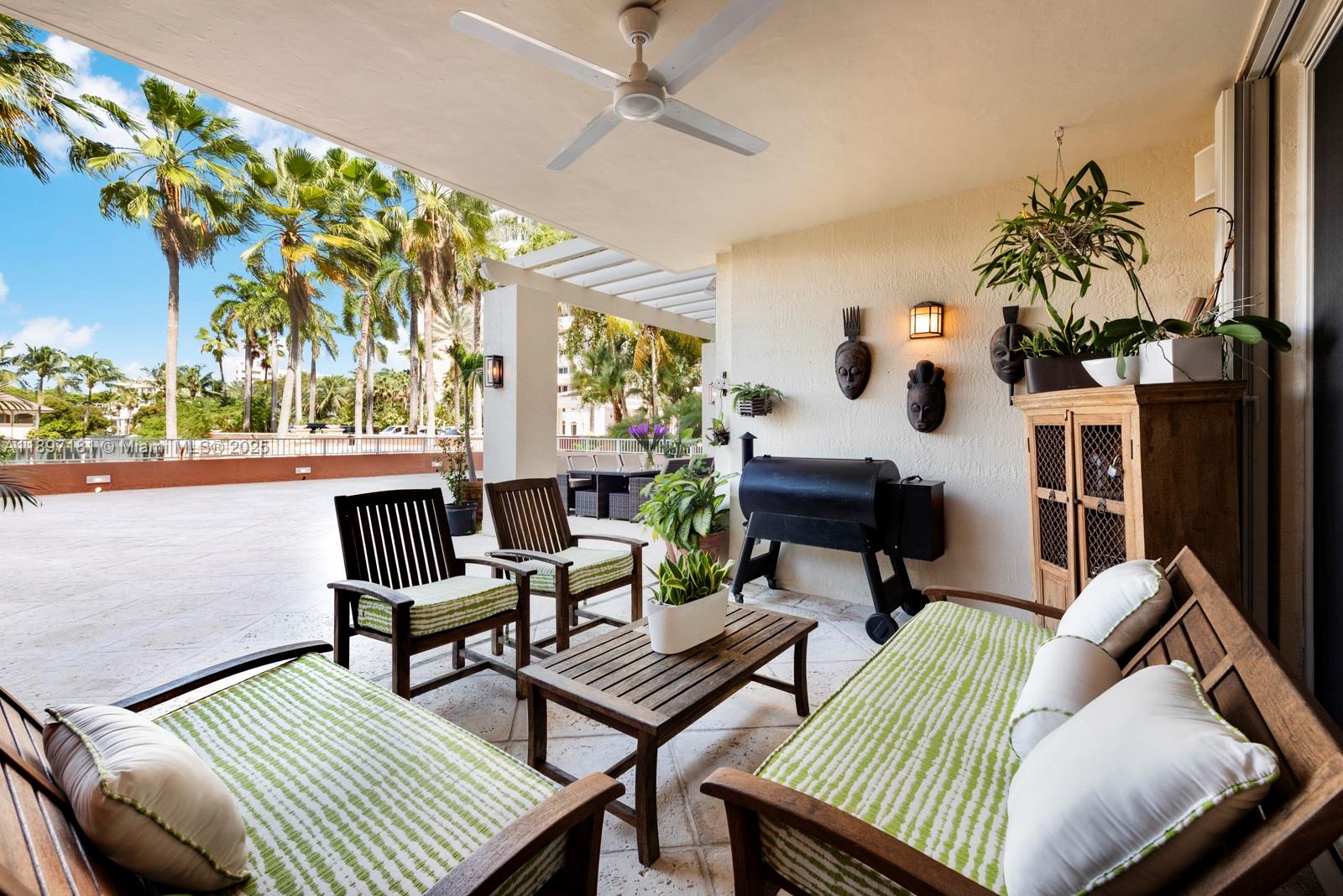 765 Crandon Blvd # 102, Key Biscayne Unit: 102