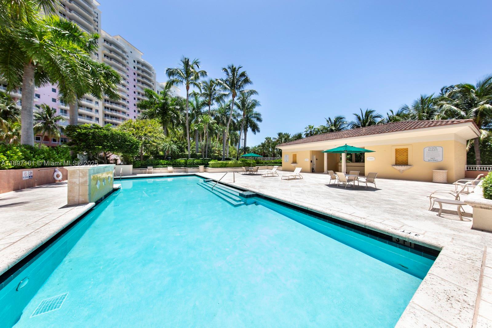 765 Crandon Blvd # 102, Key Biscayne Unit: 102