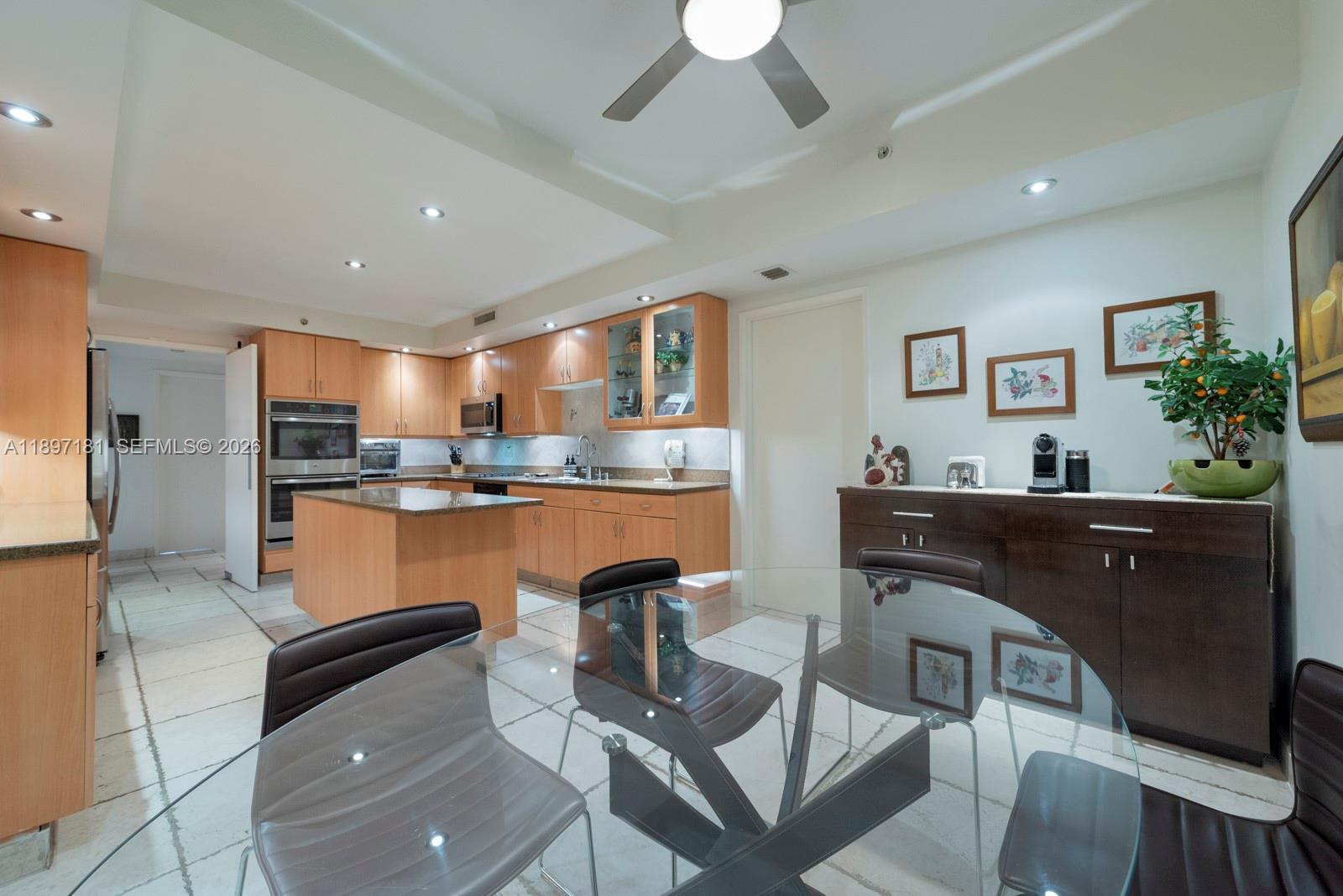 765 Crandon Blvd # 102, Key Biscayne Unit: 102