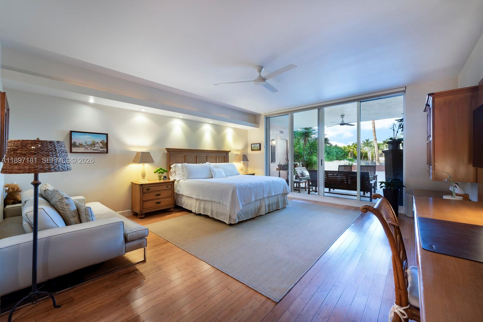 765 Crandon Blvd # 102, Key Biscayne Unit: 102