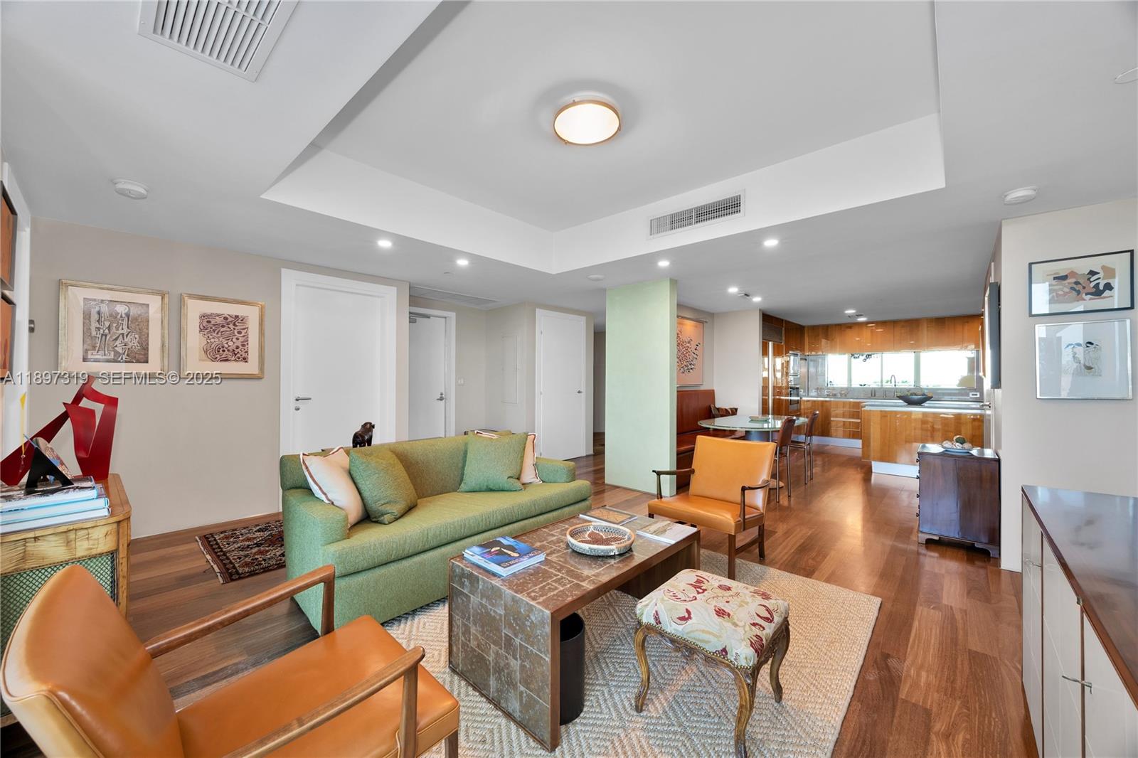 2627 S Bayshore Dr # 903