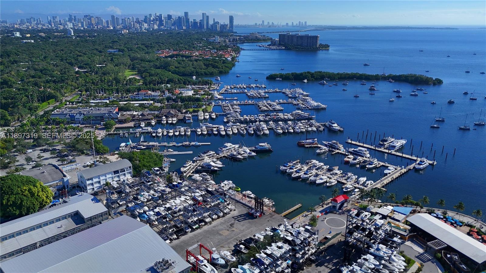 2627 S Bayshore Dr # 903