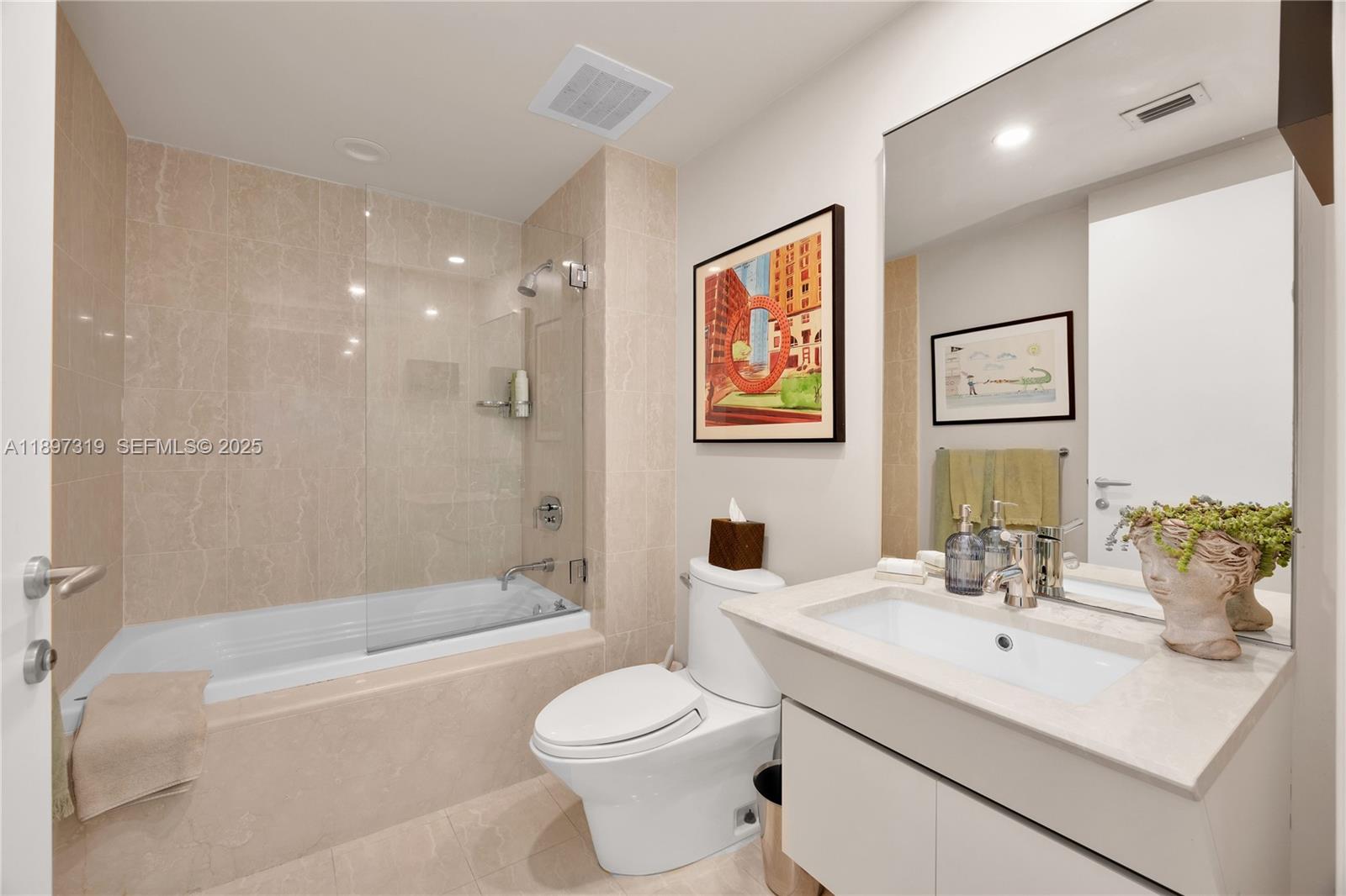 2627 S Bayshore Dr # 903