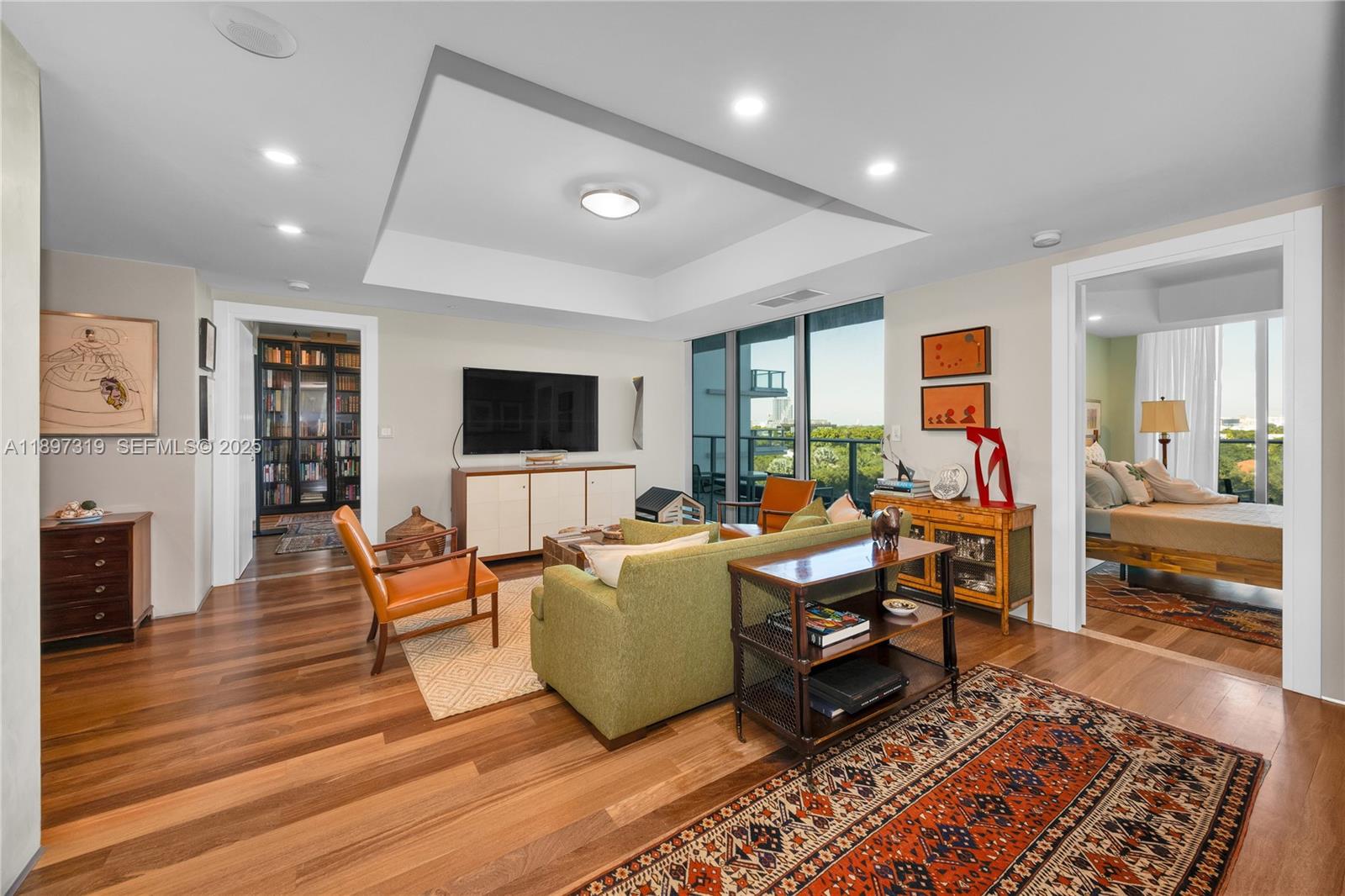 2627 S Bayshore Dr # 903