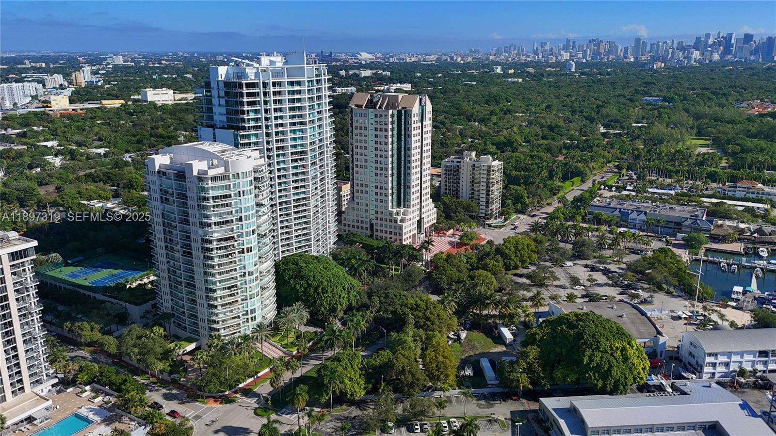 2627 S Bayshore Dr # 903