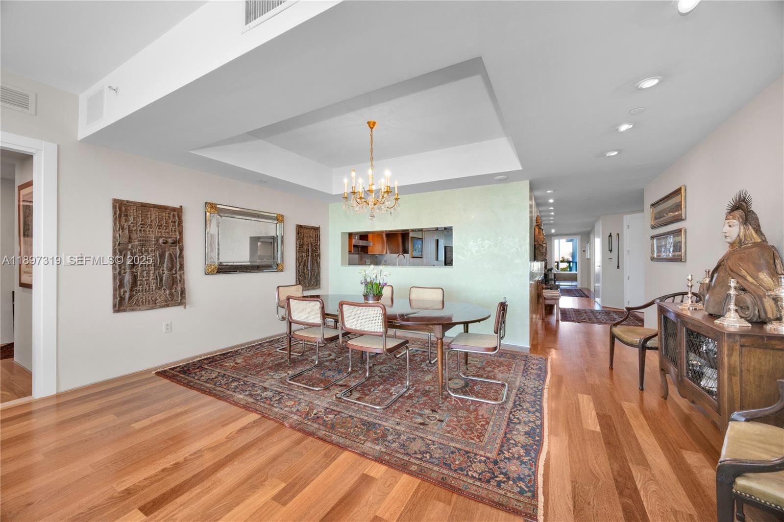 2627 S Bayshore Dr # 903