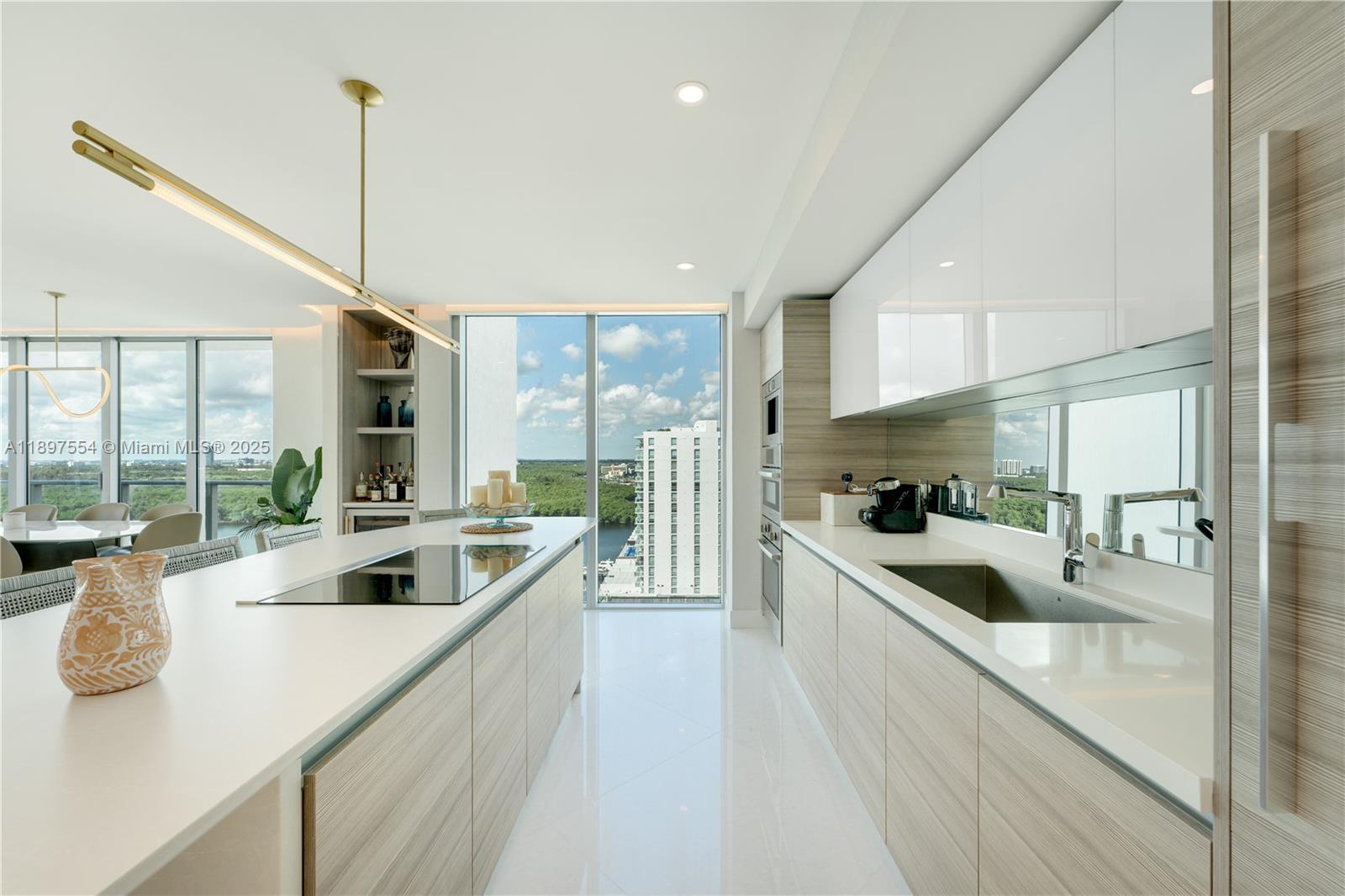 330 Sunny Isles Blvd # 1902, Sunny Isles Beach Unit: 5-1902