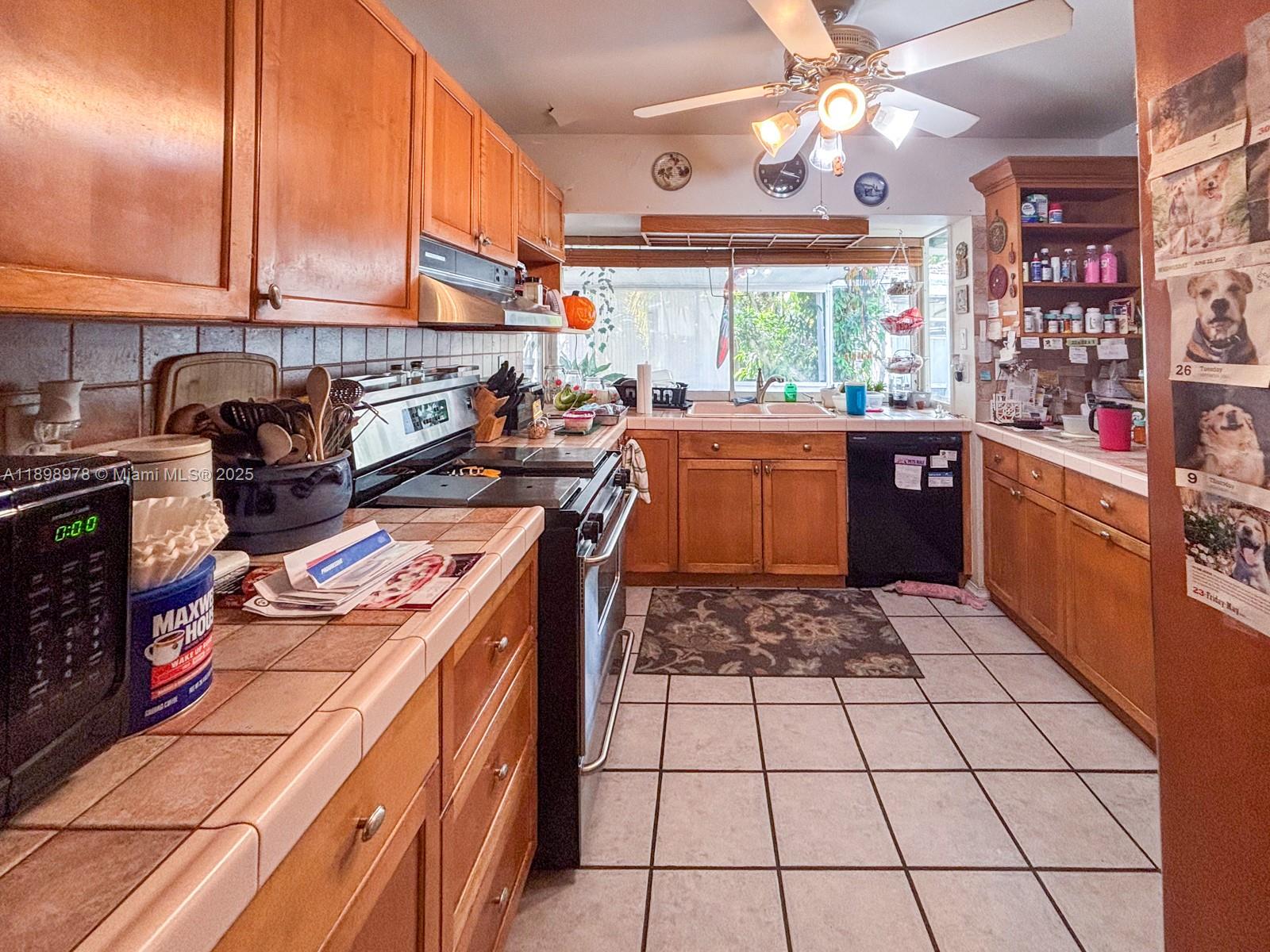 18730 SW 90th Ave, Cutler Bay