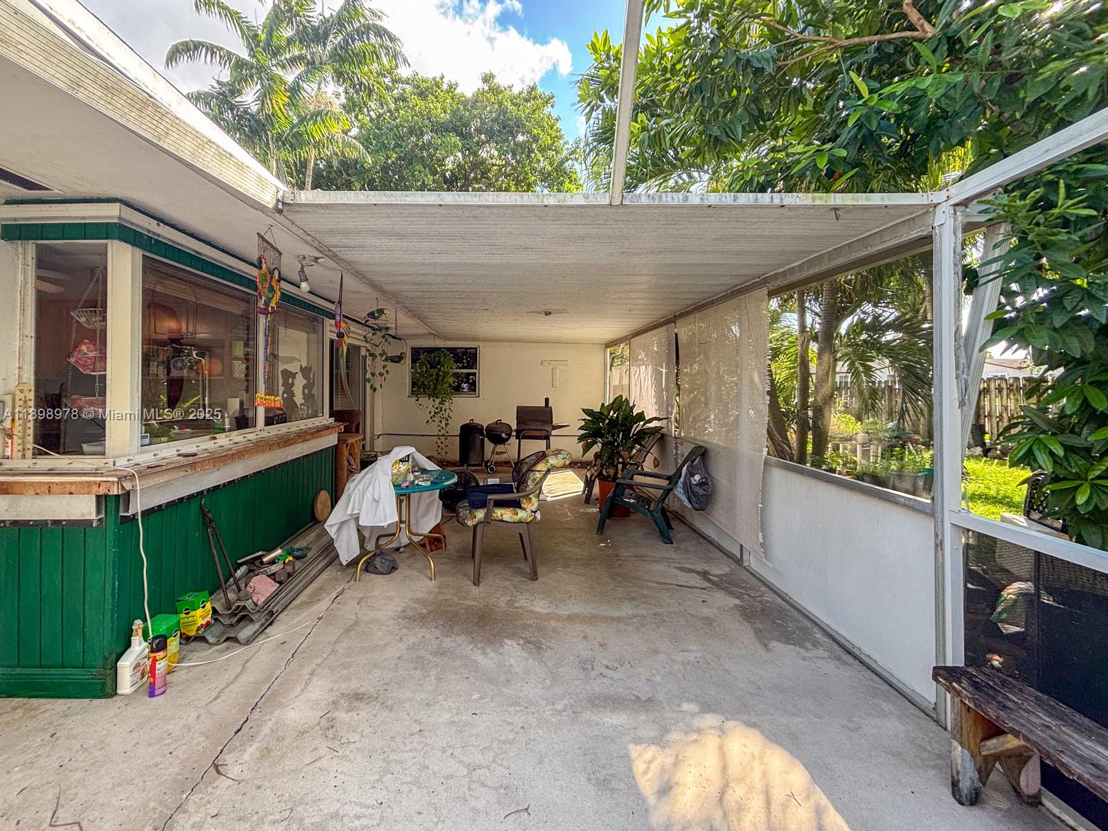 18730 SW 90th Ave, Cutler Bay