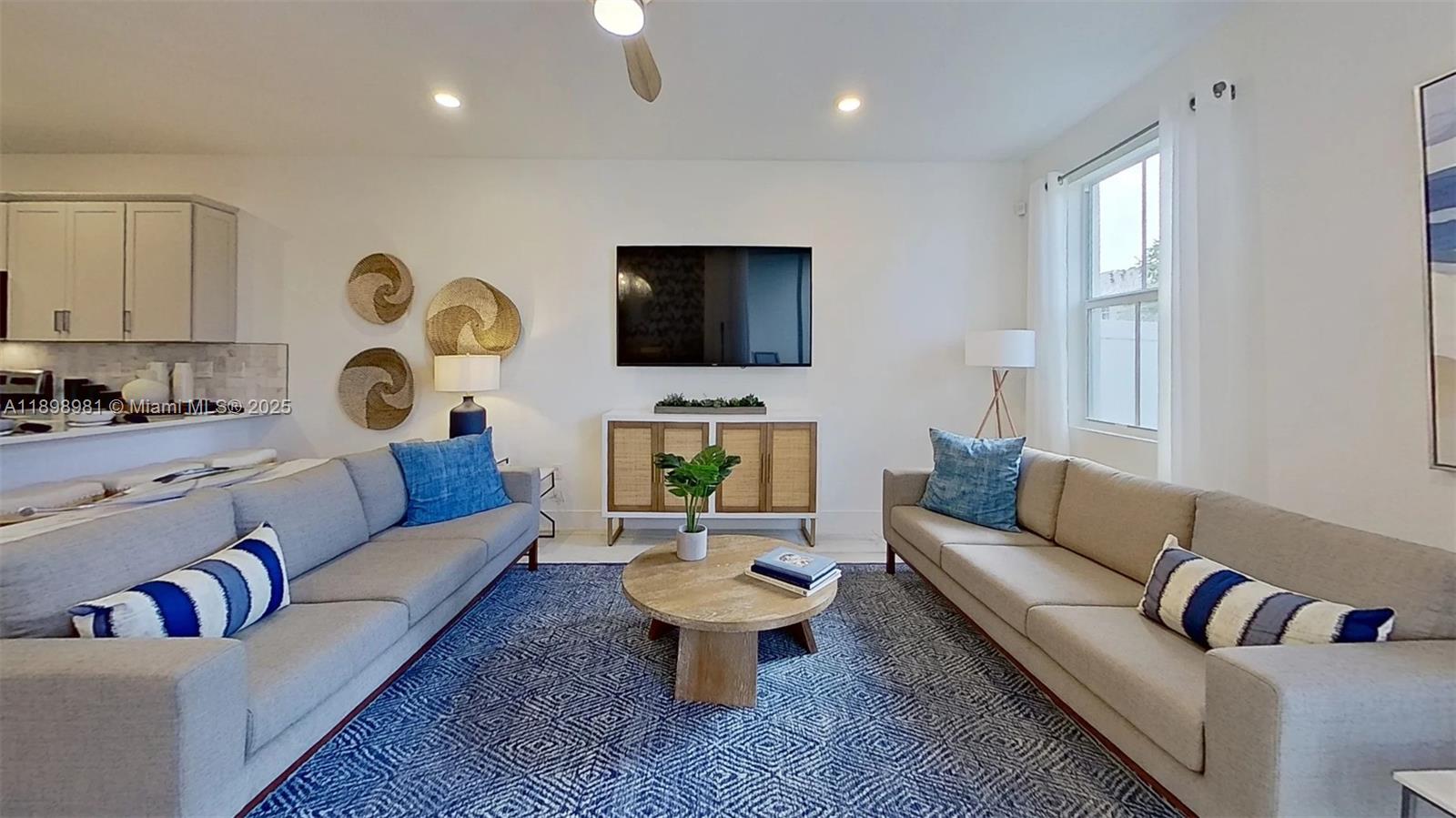 163 SW 171st Ln, Pembroke Pines