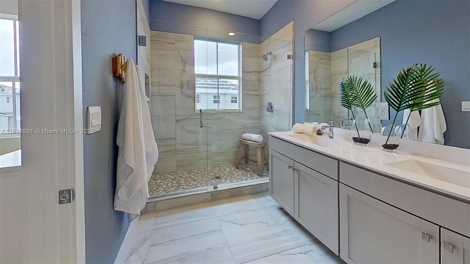 163 SW 171st Ln, Pembroke Pines