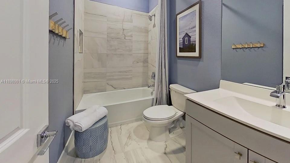 163 SW 171st Ln, Pembroke Pines