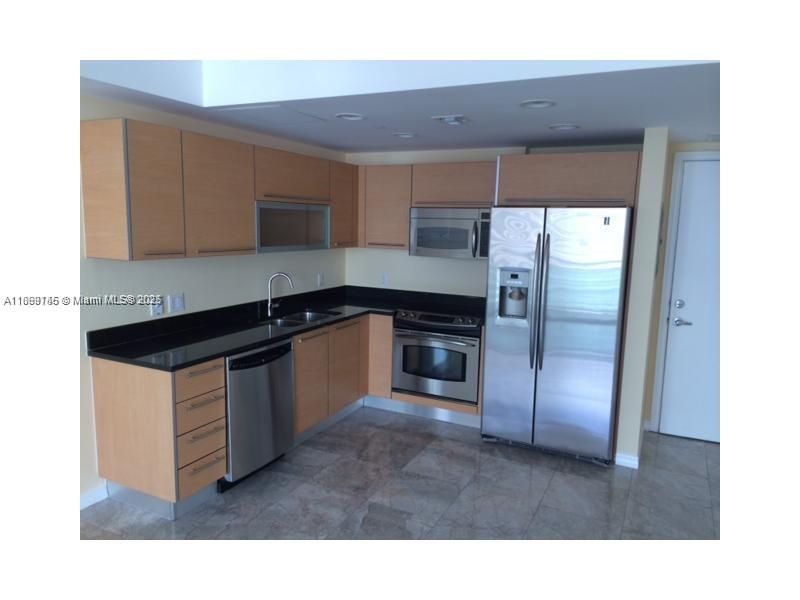 950 Brickell Bay Dr # 2808, Miami Unit: 2808