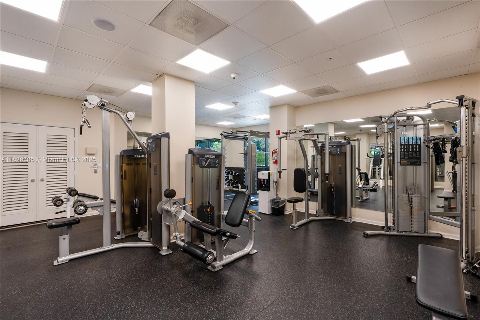 2333 Brickell Ave, Miami Unit: PH208