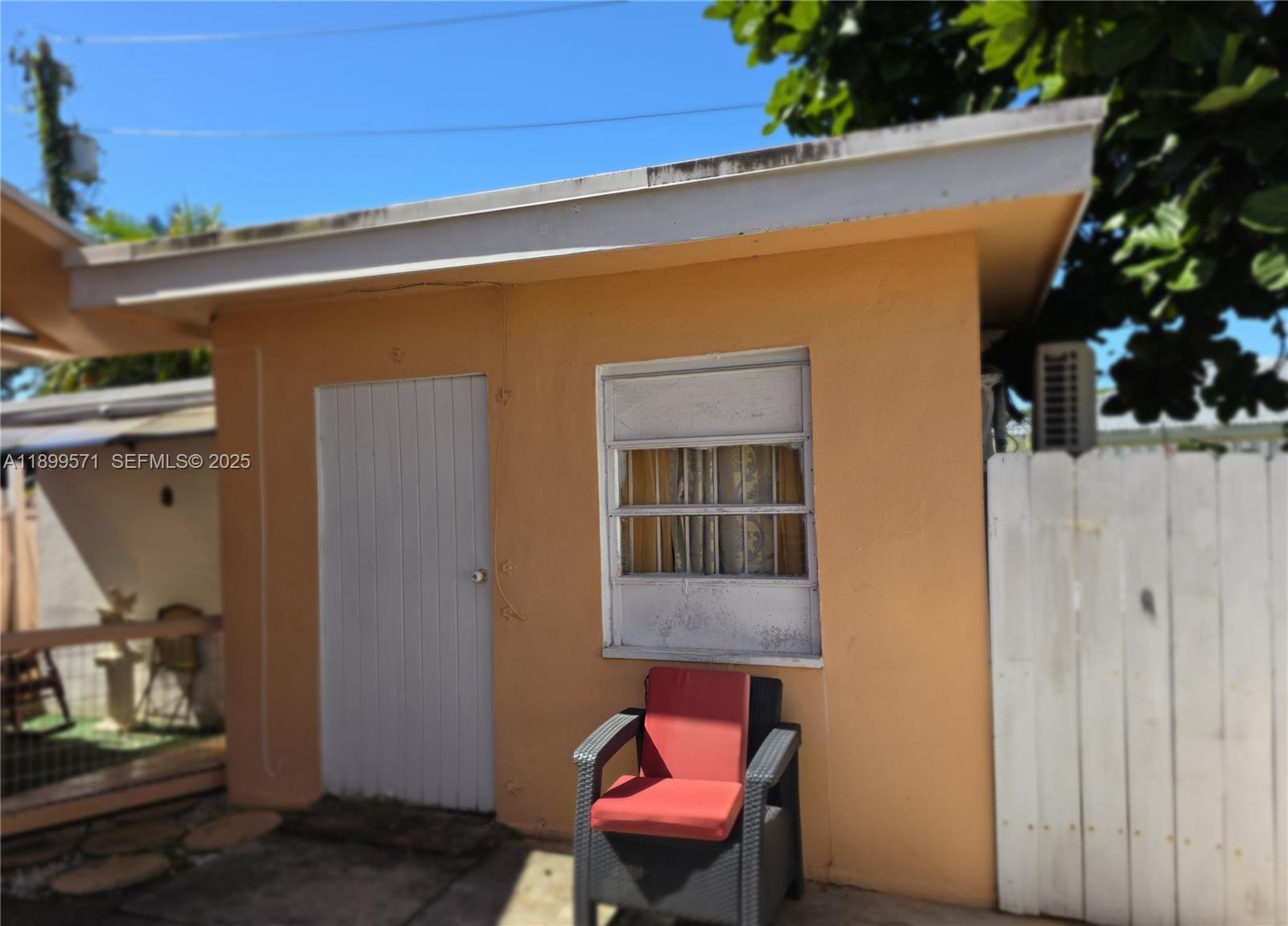 250 NW 63rd Ct, Miami