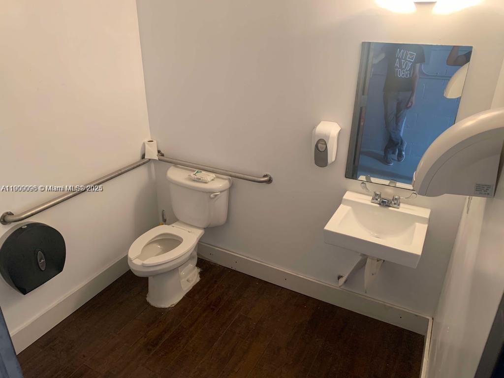 20200 NW 2nd Ave # A4