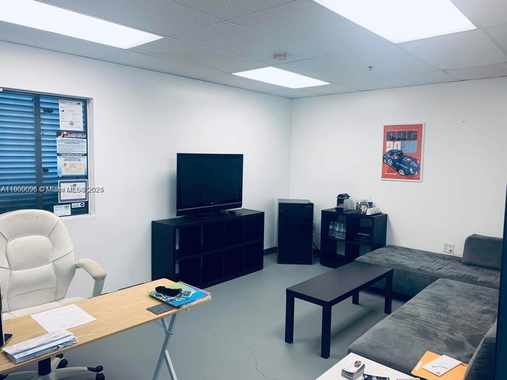 20200 NW 2nd Ave # A4