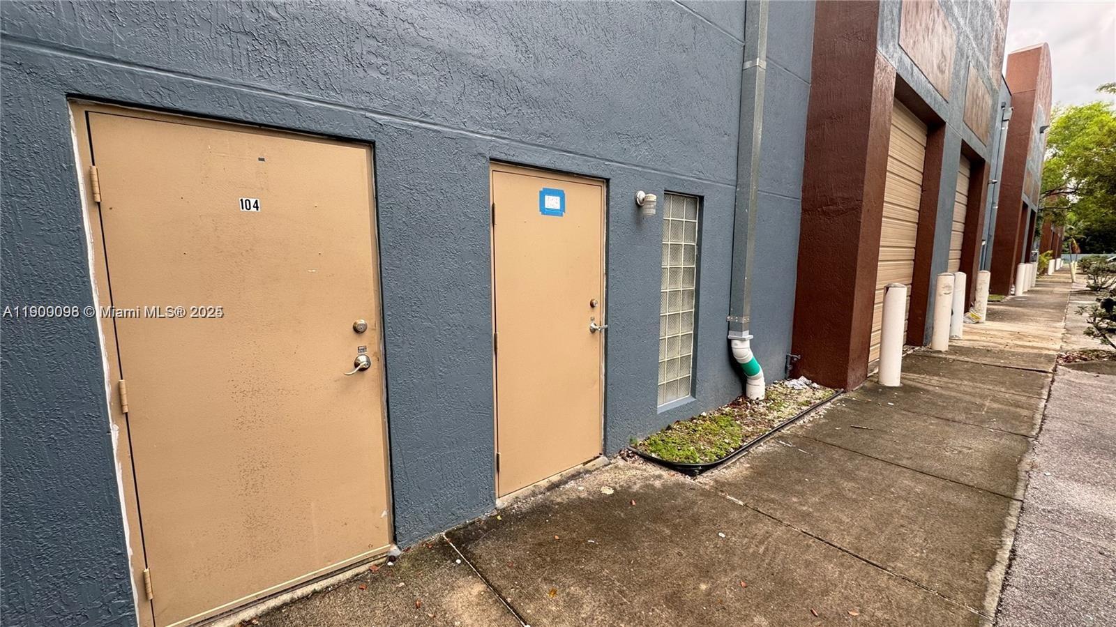 20200 NW 2nd Ave # A4