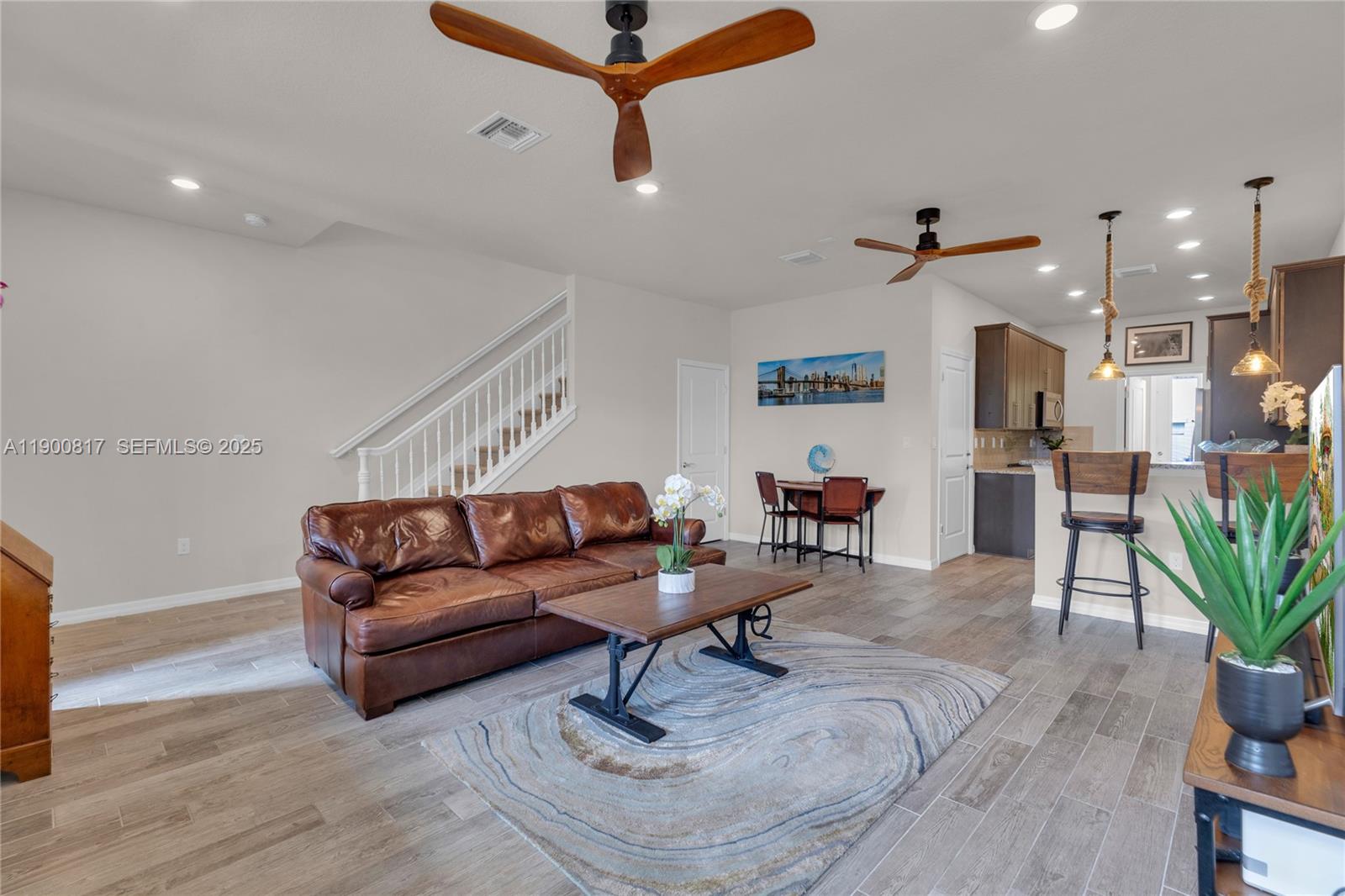 4810 Eucalyptus Dr # 3