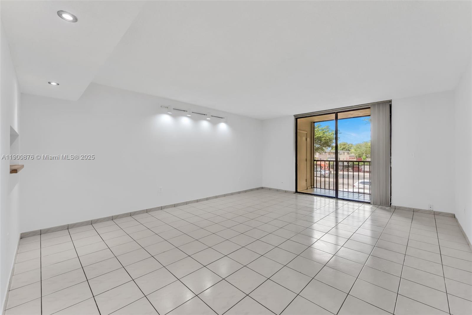 8420 SW 133rd Ave Rd # 221, Miami Unit: 221