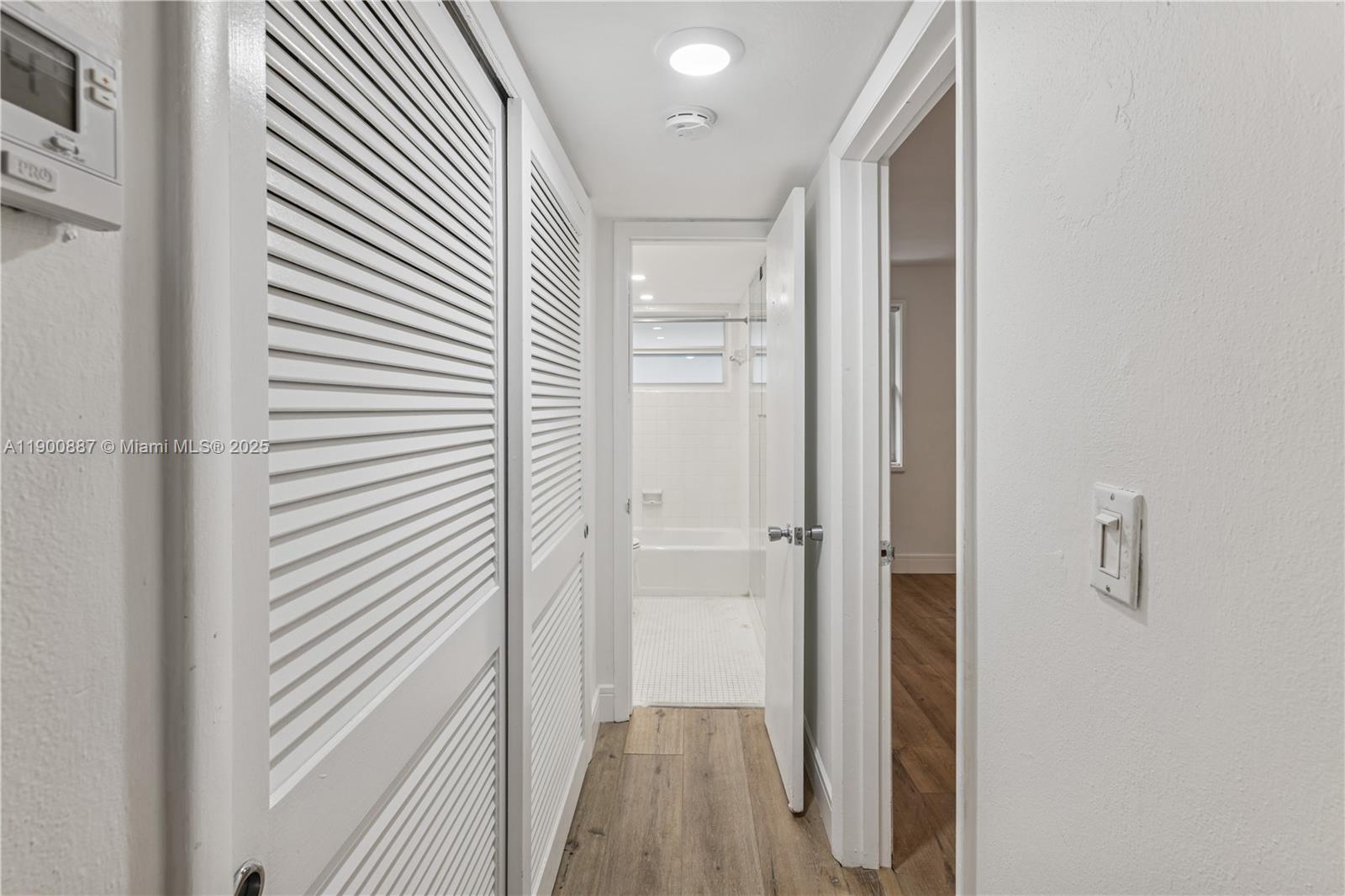 255 Sunrise Dr # 107, Key Biscayne Unit: 107