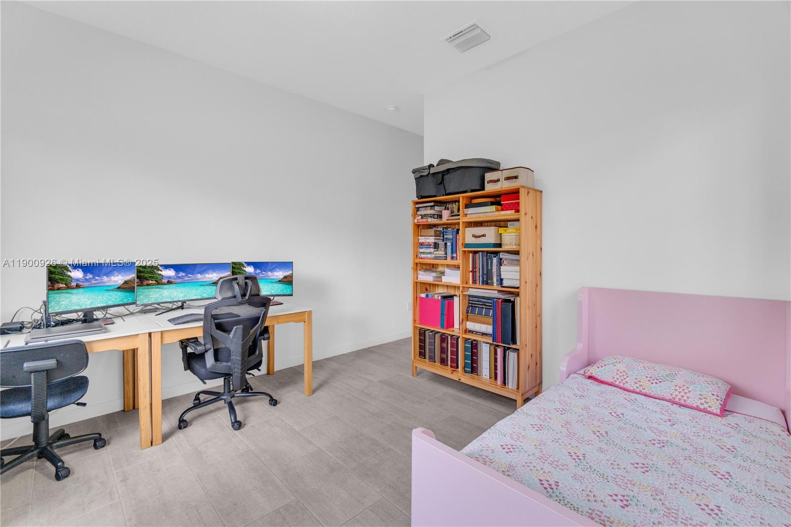 15288 SW 176th Ter, Miami