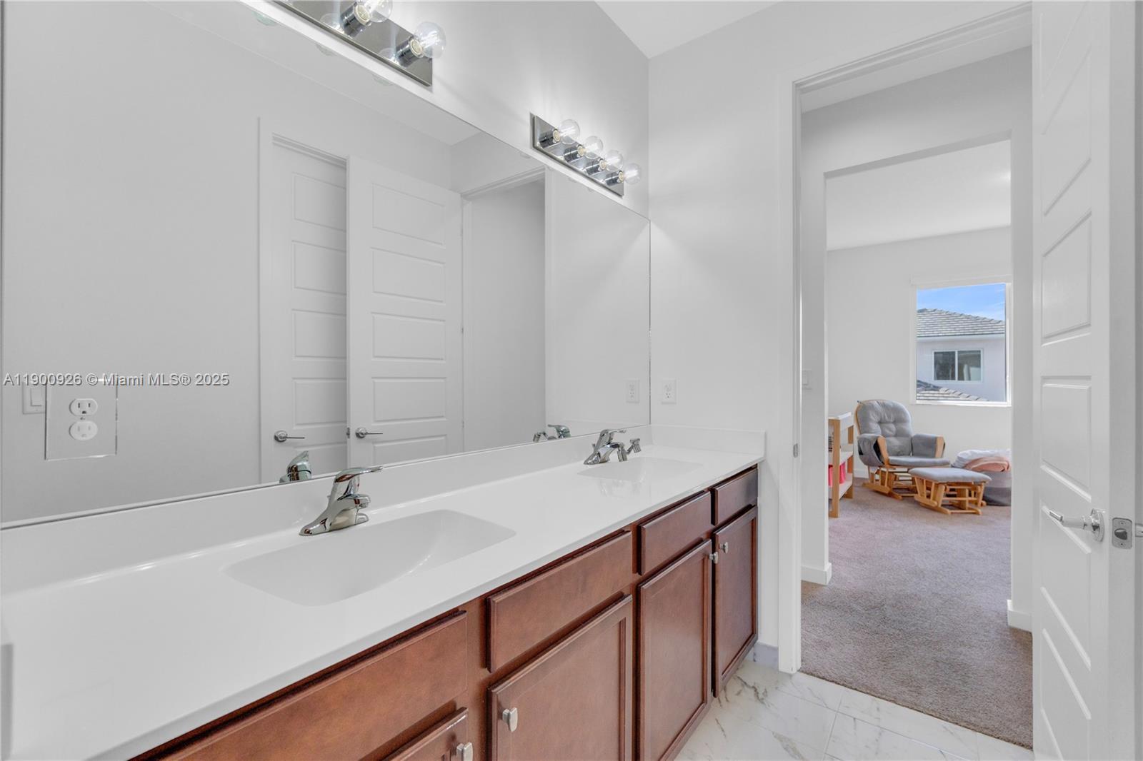 15288 SW 176th Ter, Miami