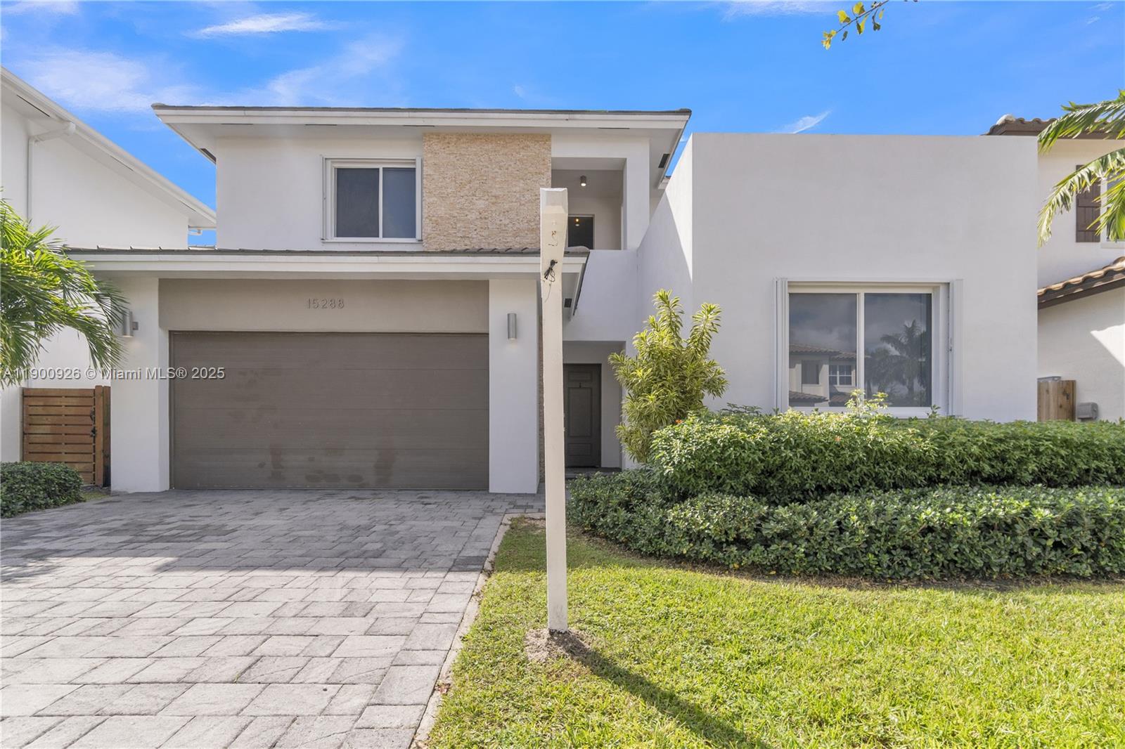 15288 SW 176th Ter, Miami