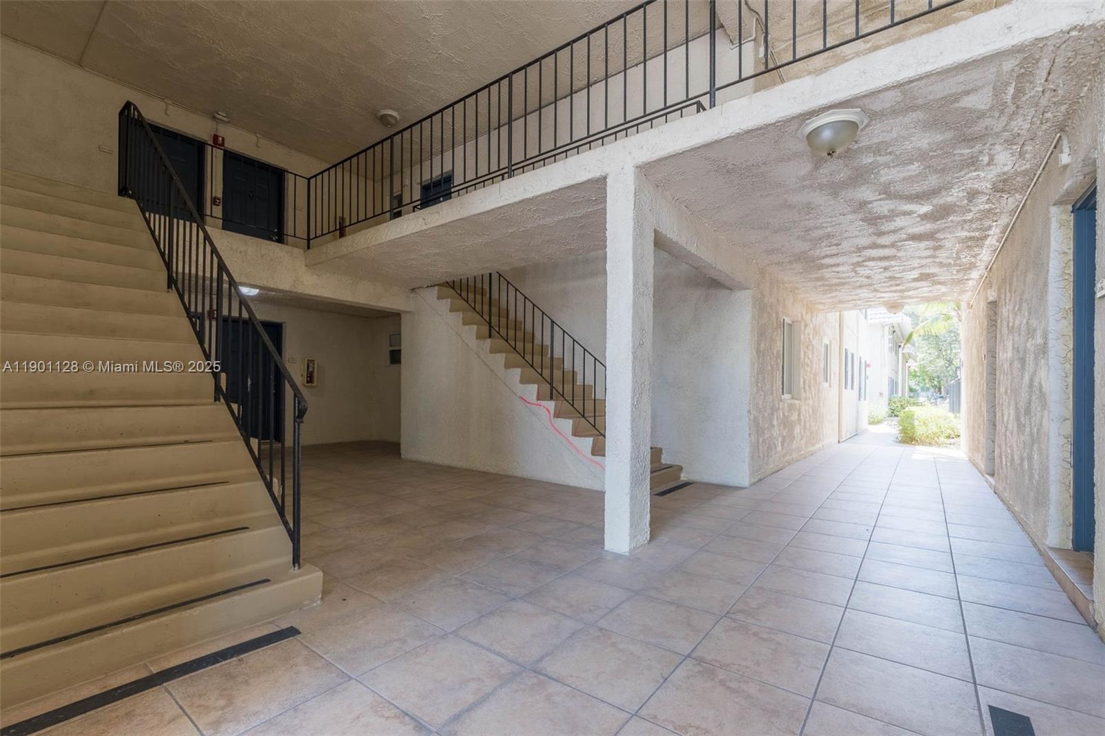 8605 SW 68th Ct # 22, Pinecrest Unit: 22