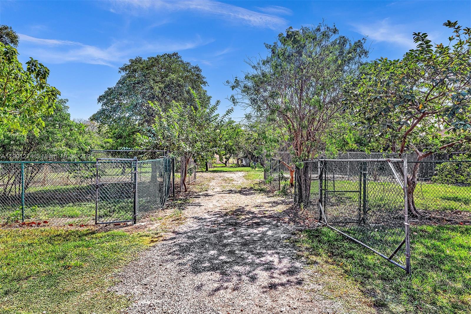 279 NW 119th Ave., Miami