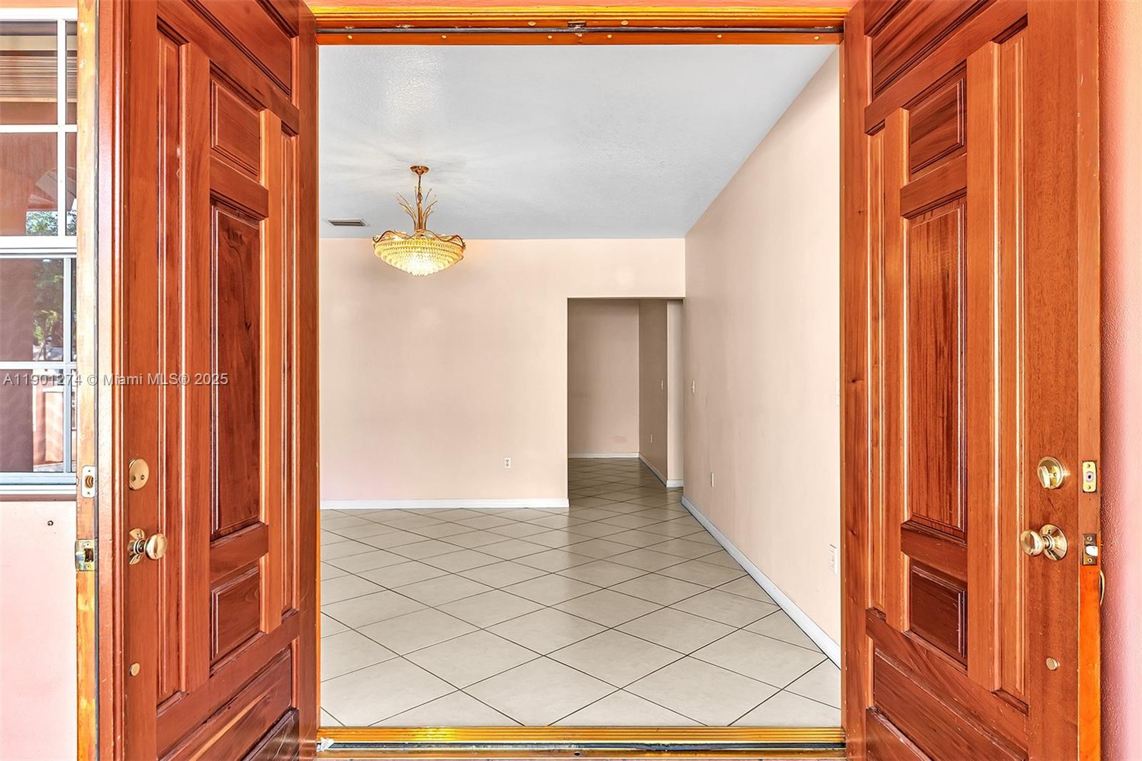 279 NW 119th Ave., Miami