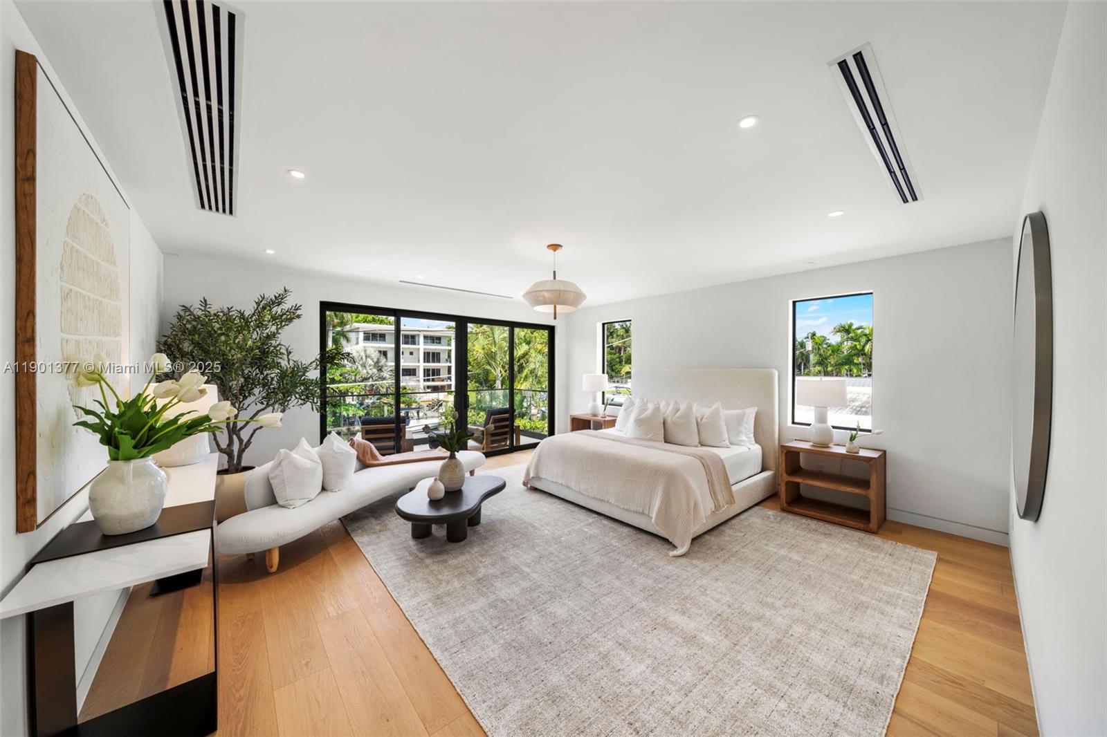 1815 Fairhaven Pl, Miami