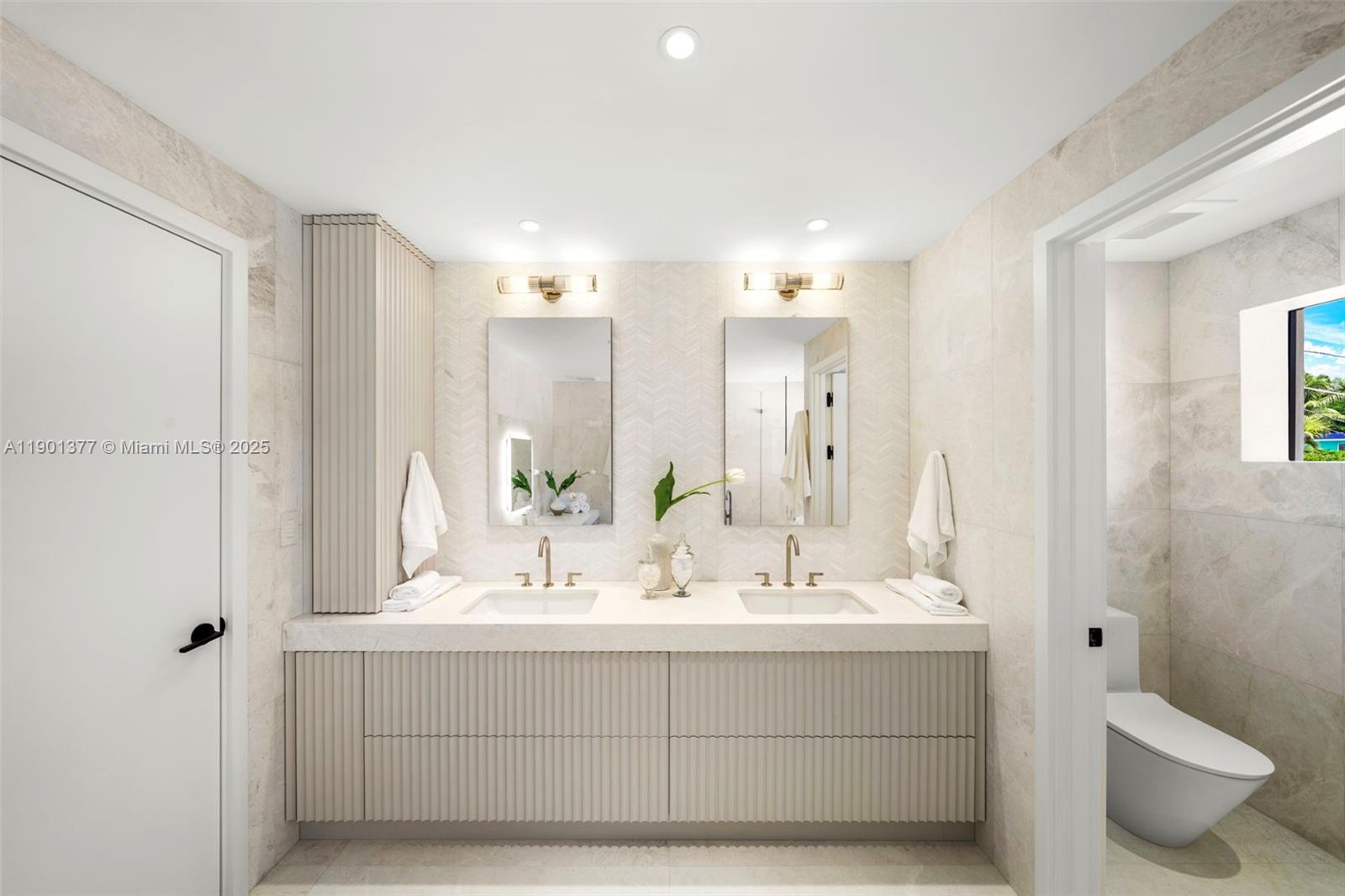 1815 Fairhaven Pl, Miami