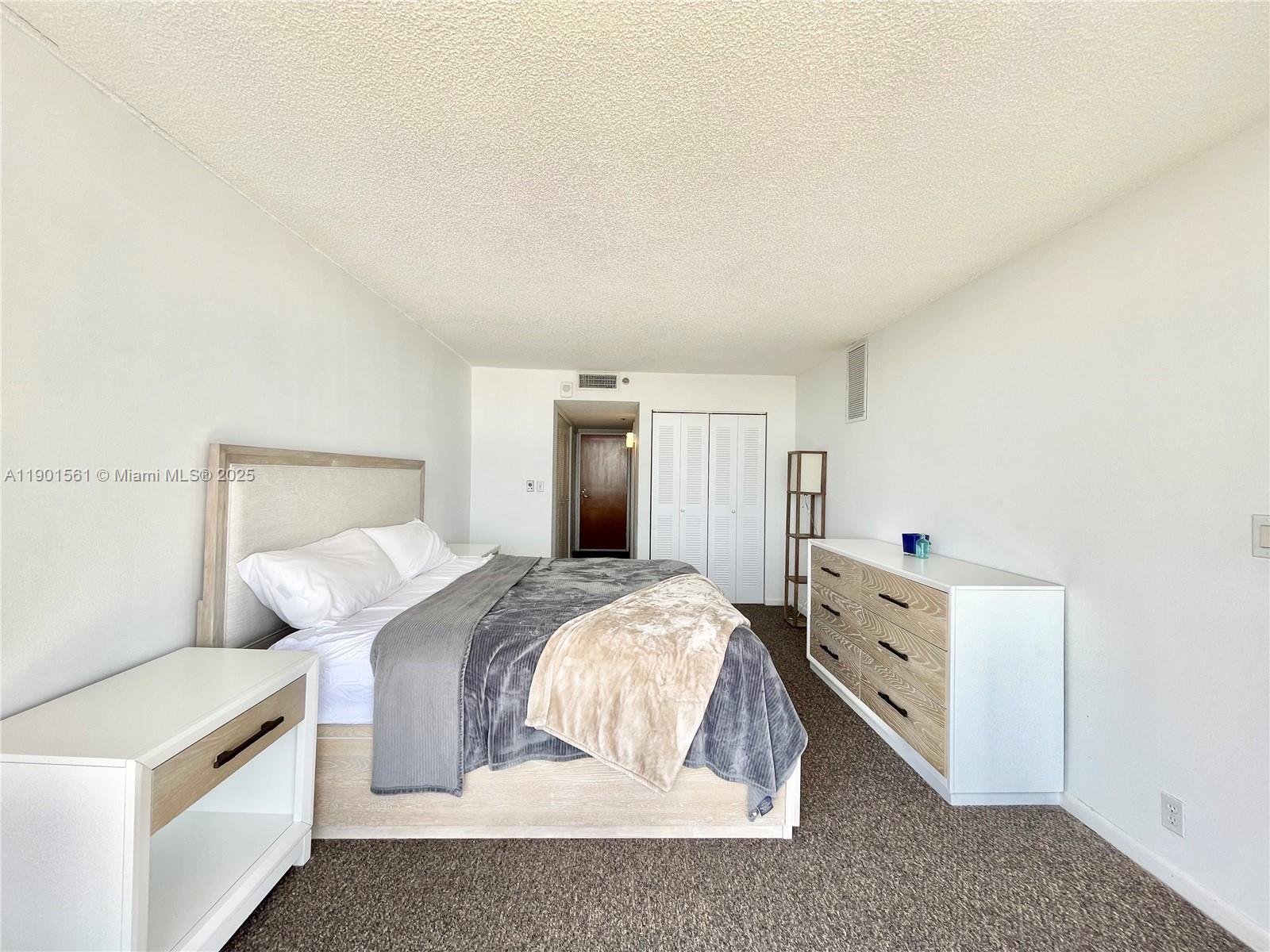 7601 E Treasure Dr # 1906, North Bay Village Unit: 1906