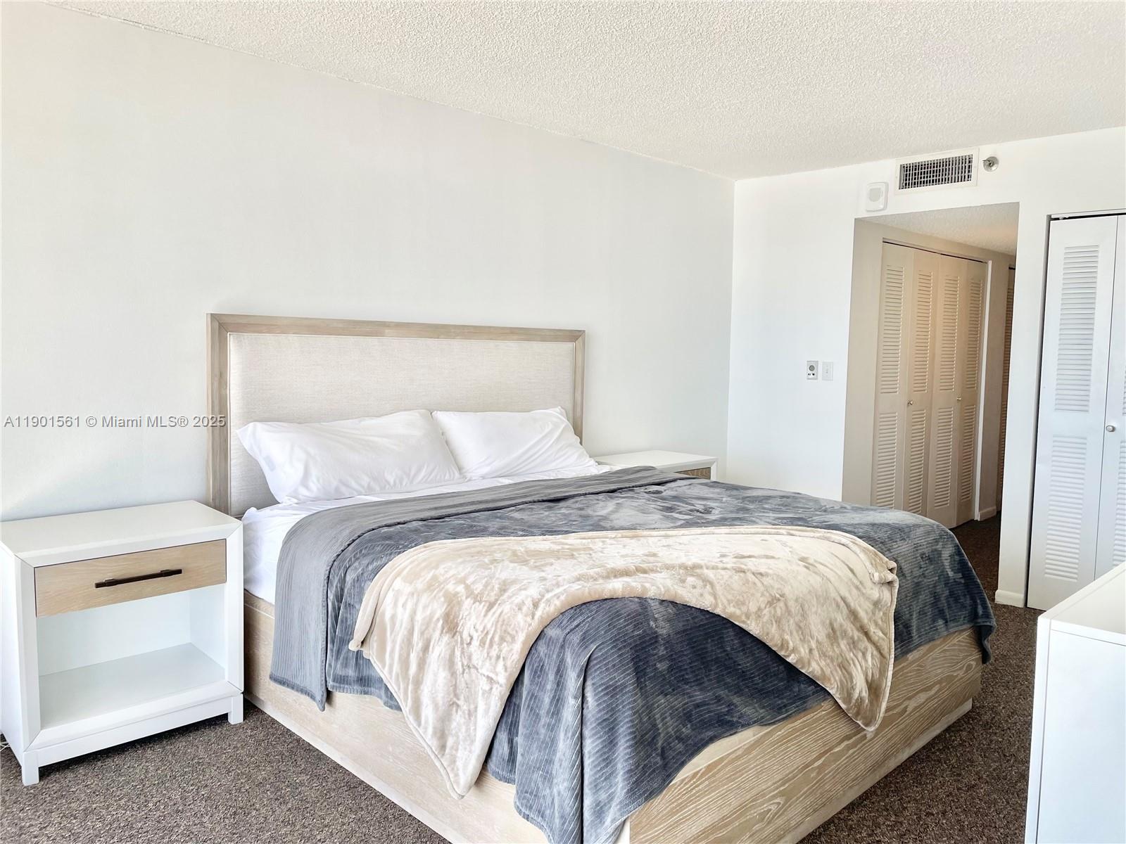 7601 E Treasure Dr # 1906, North Bay Village Unit: 1906