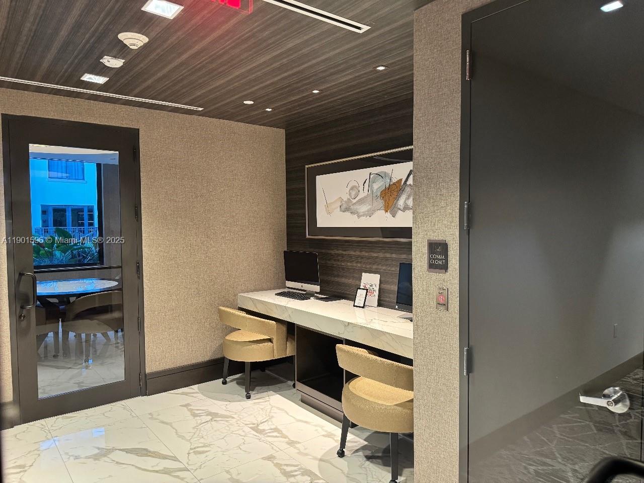 301 Altara Ave # 425, Coral Gables Unit: 425