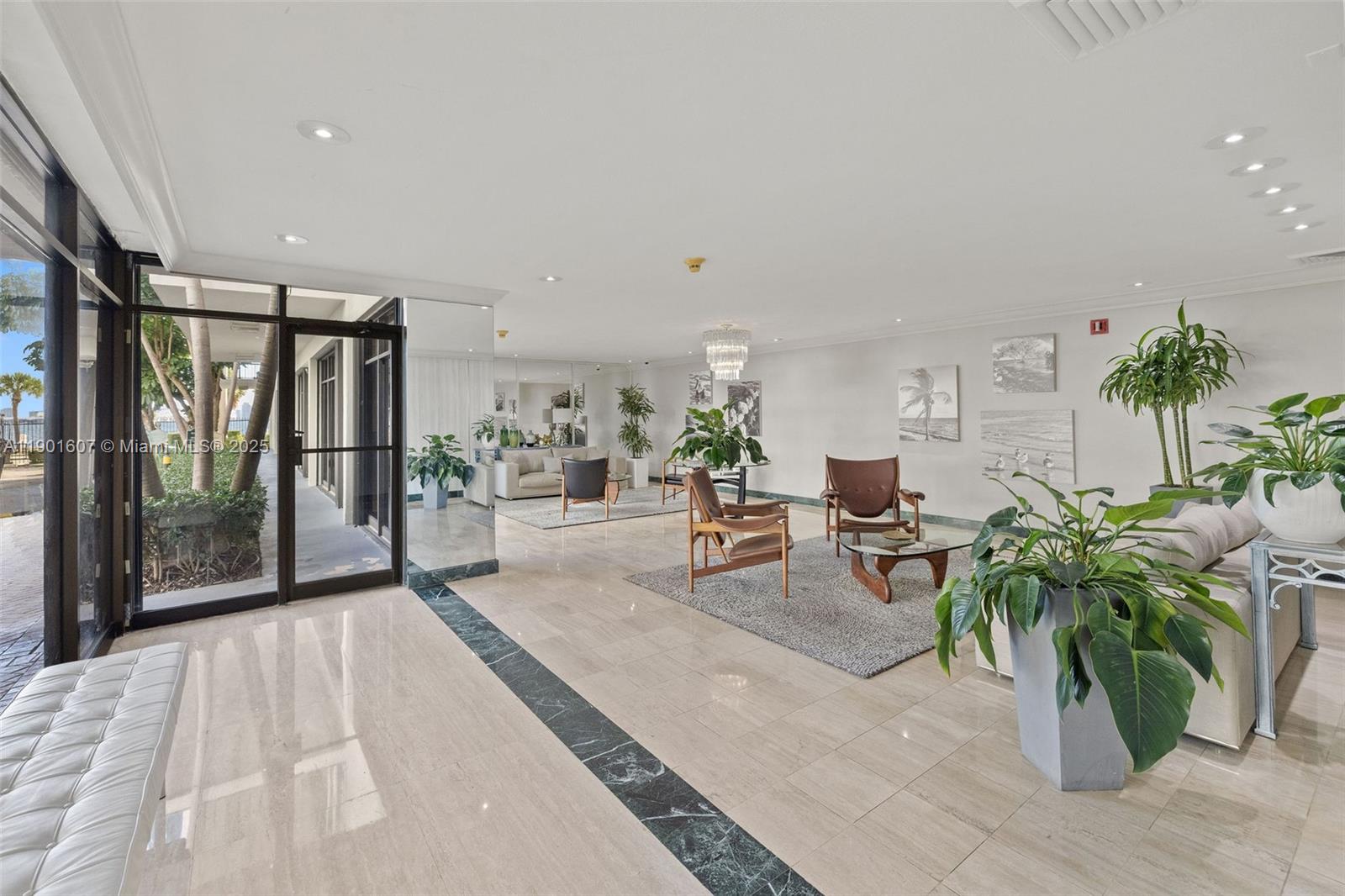 1408 Brickell Bay Dr # 1106, Miami Unit: 1106