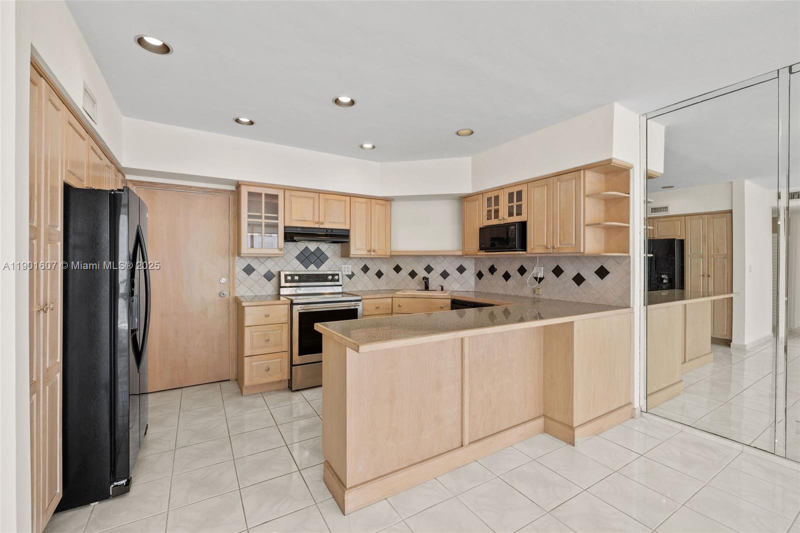 1408 Brickell Bay Dr # 1106, Miami Unit: 1106