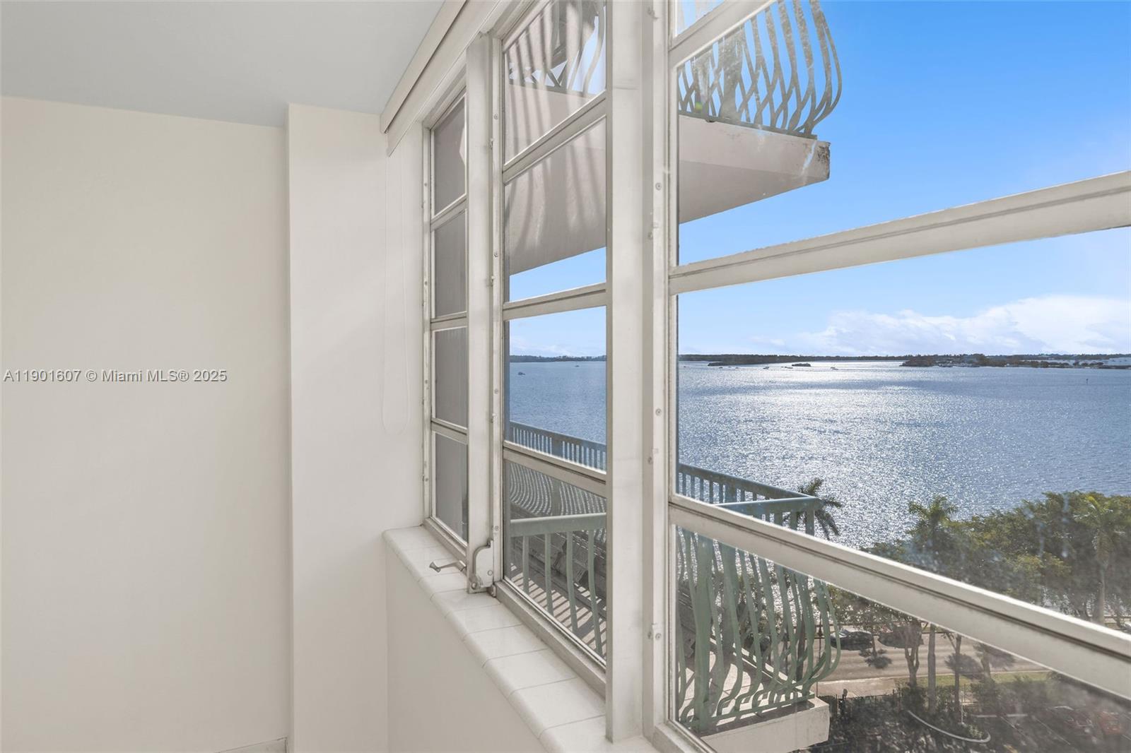 1408 Brickell Bay Dr # 1106, Miami Unit: 1106