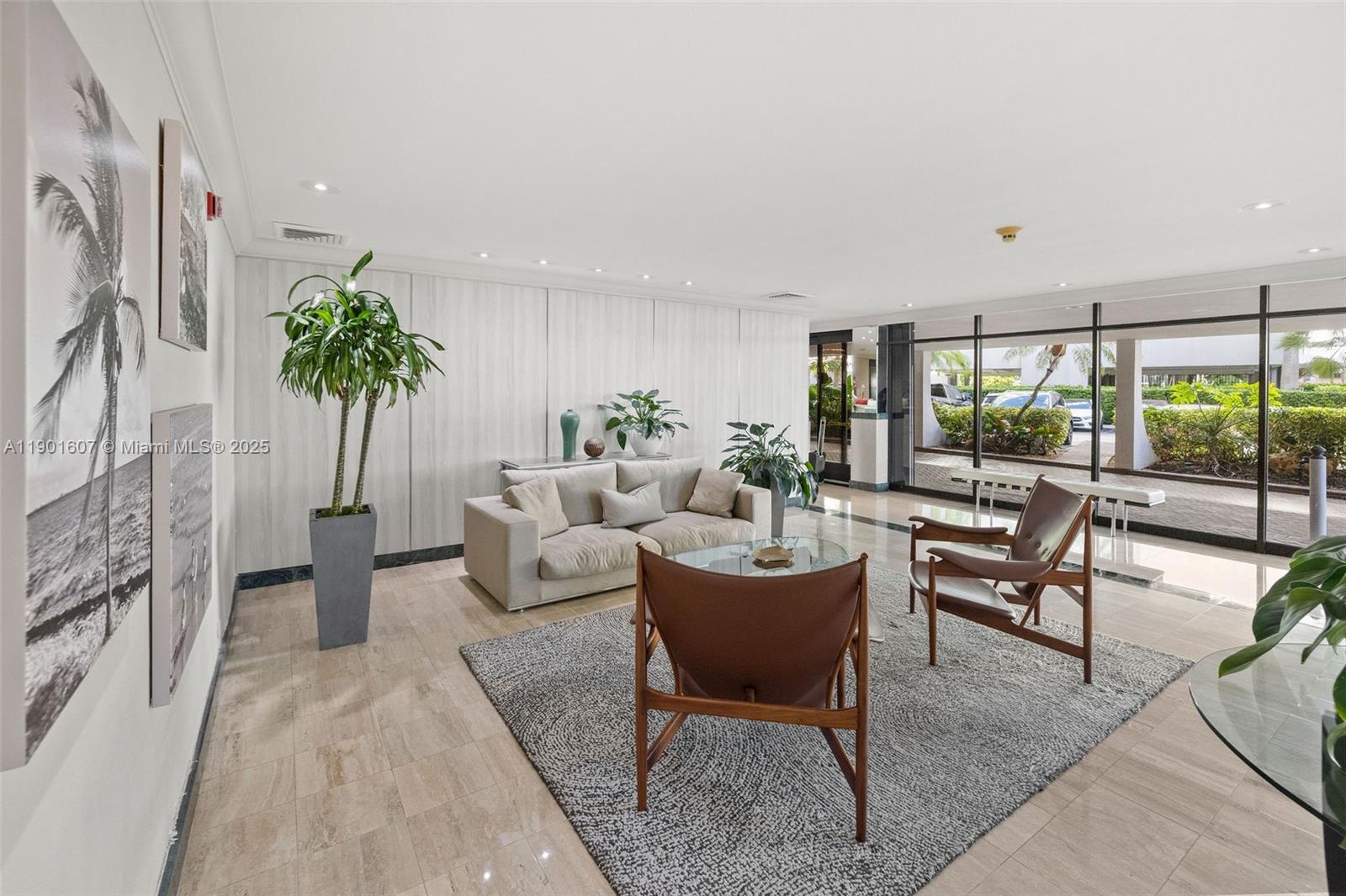 1408 Brickell Bay Dr # 1106, Miami Unit: 1106