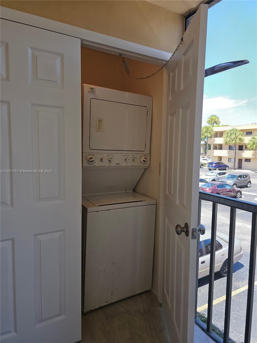 8415 SW 107th Ave # 219W, Miami Unit: 219W