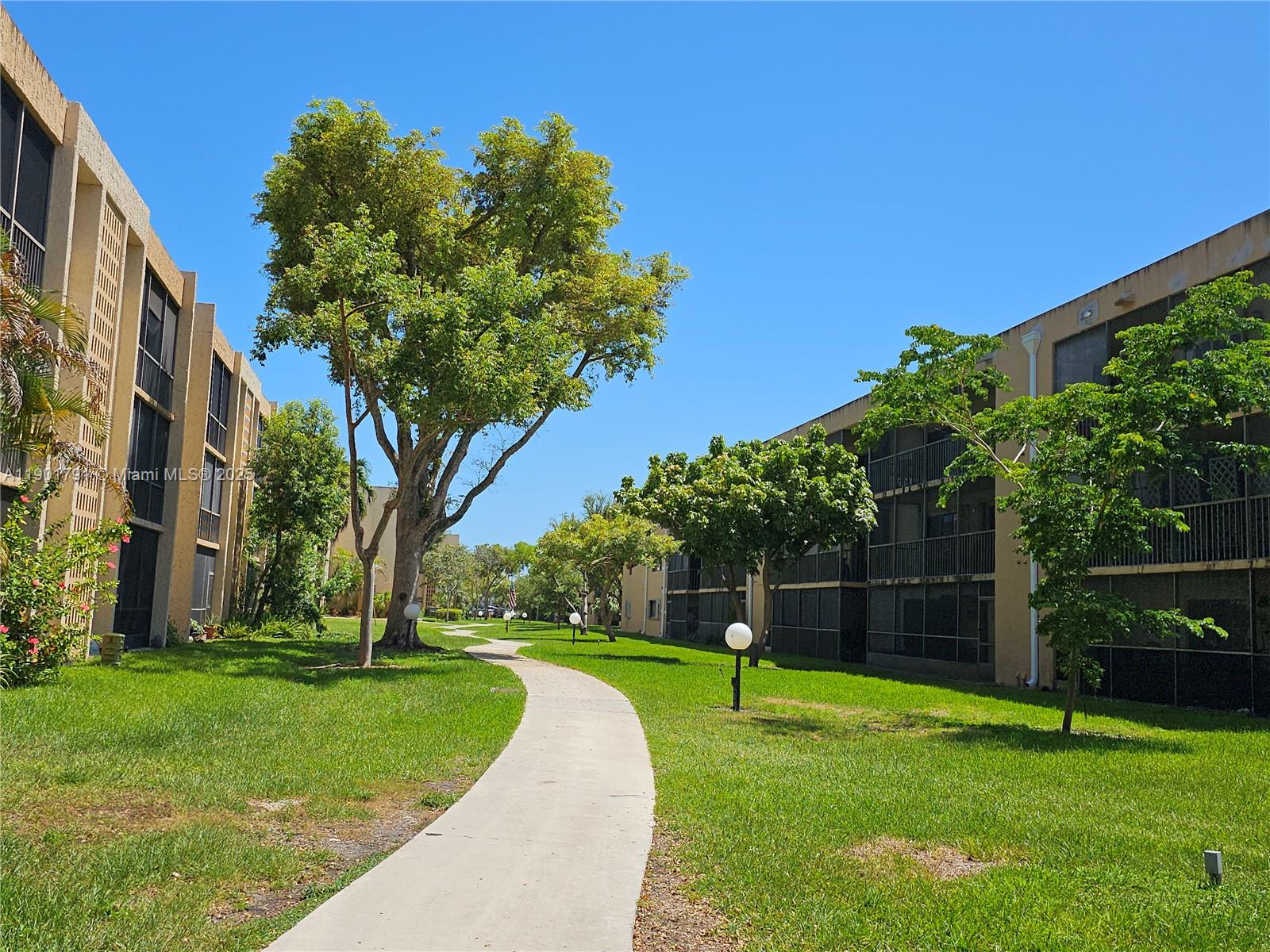 8415 SW 107th Ave # 219W, Miami Unit: 219W