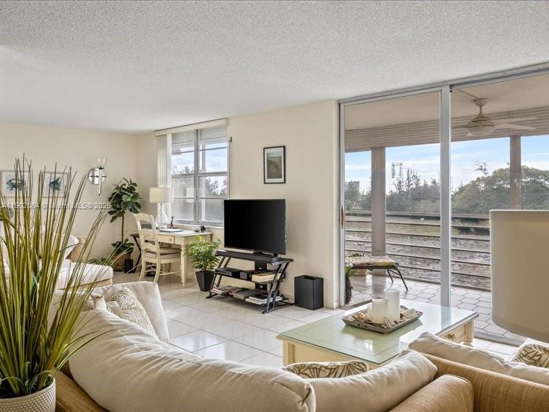 6200 NW 2nd Ave # 418, Boca Raton Unit: 418