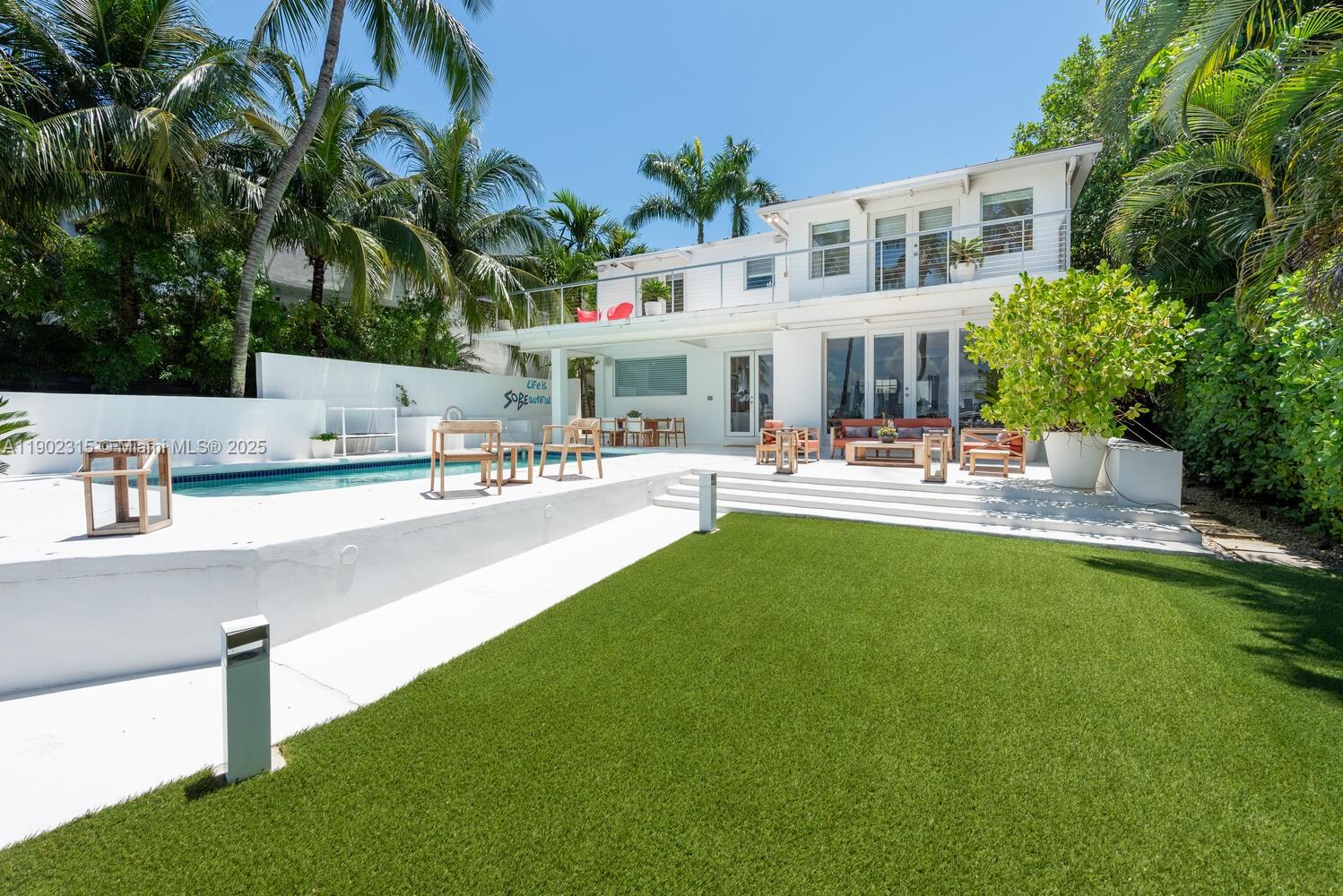 302 W San Marino Dr, Miami Beach