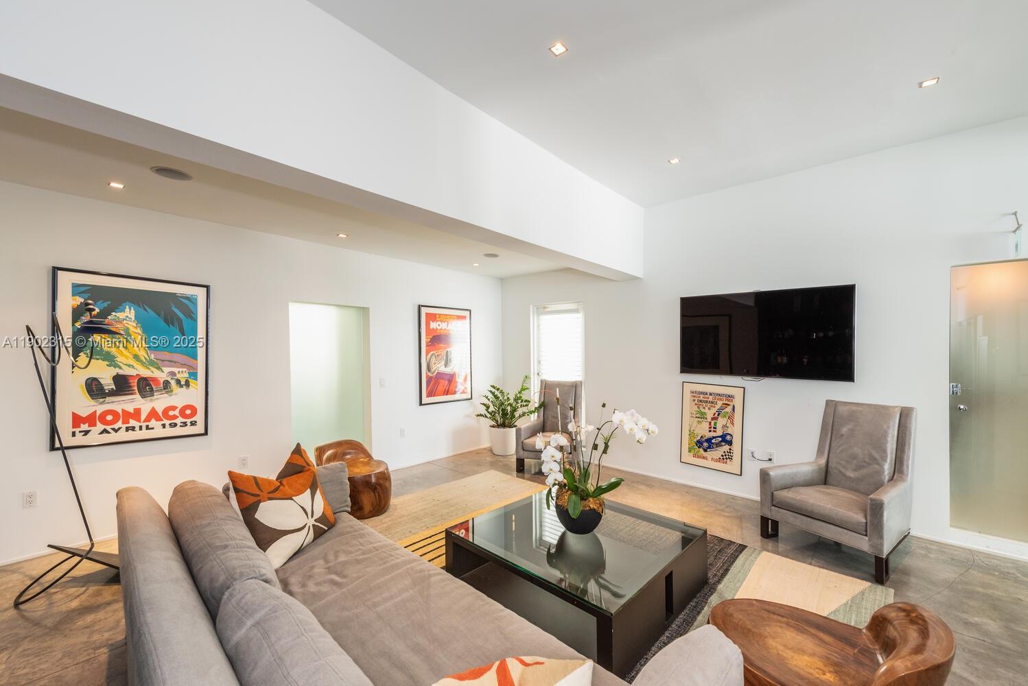 302 W San Marino Dr, Miami Beach