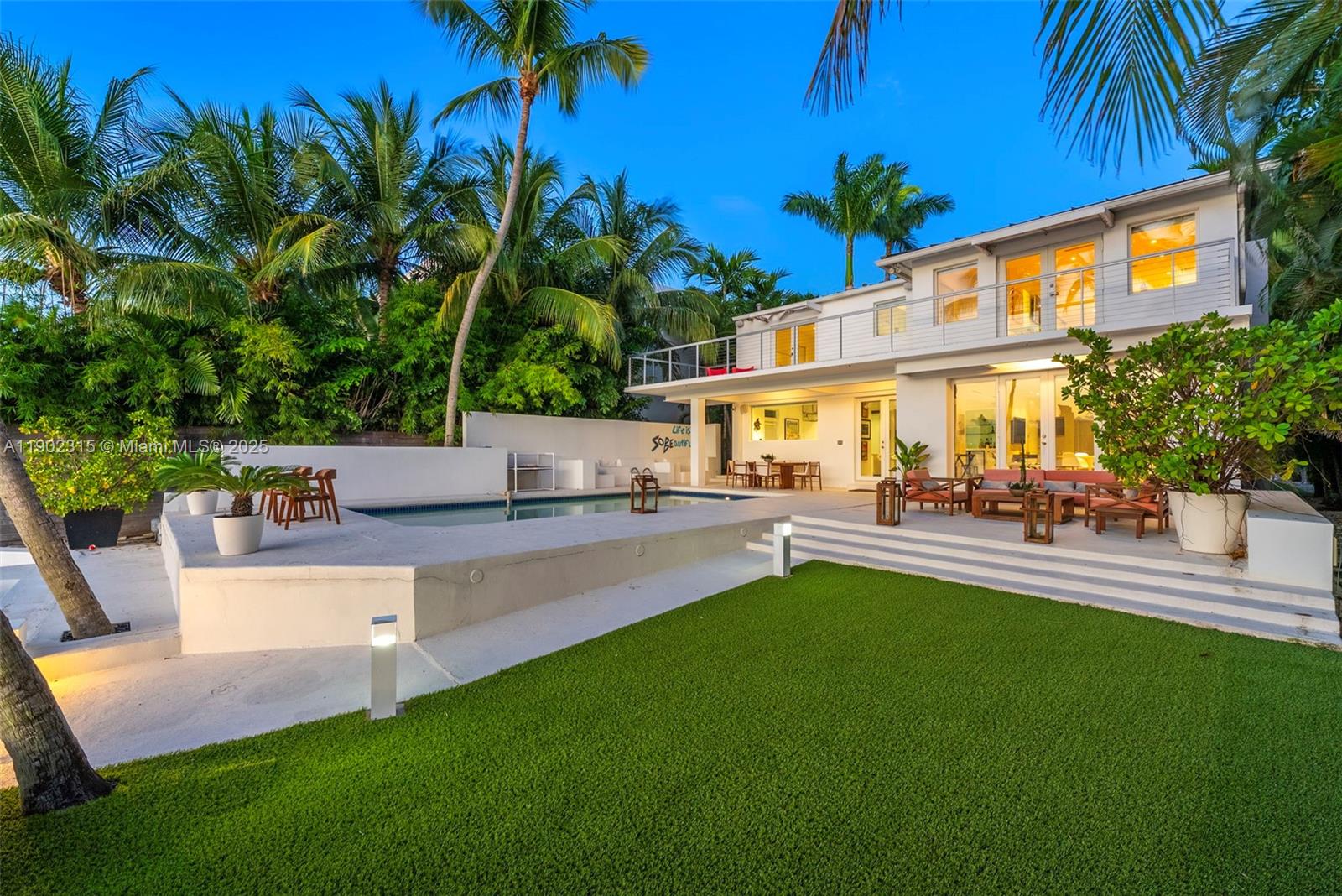 302 W San Marino Dr, Miami Beach